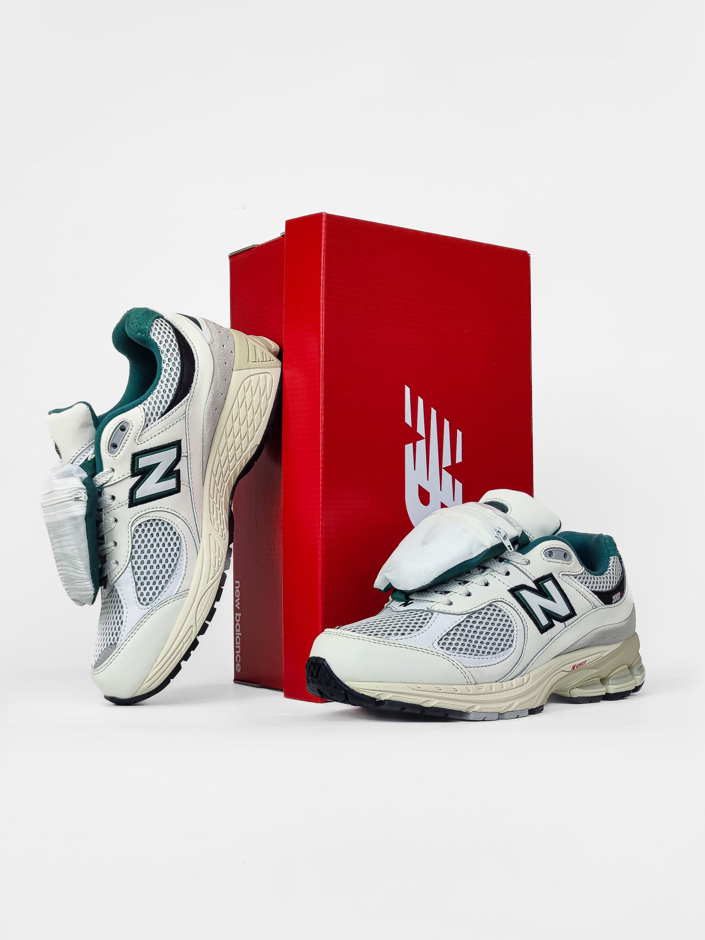 New Balance 2002R Vintage Teal Pouch