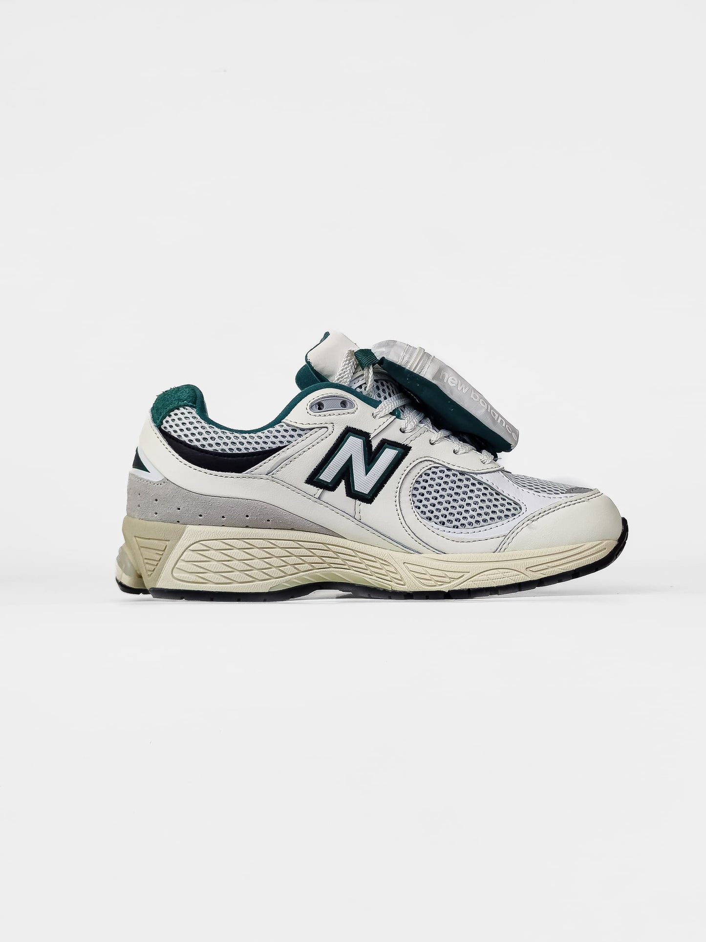 New Balance 2002R Vintage Teal Pouch