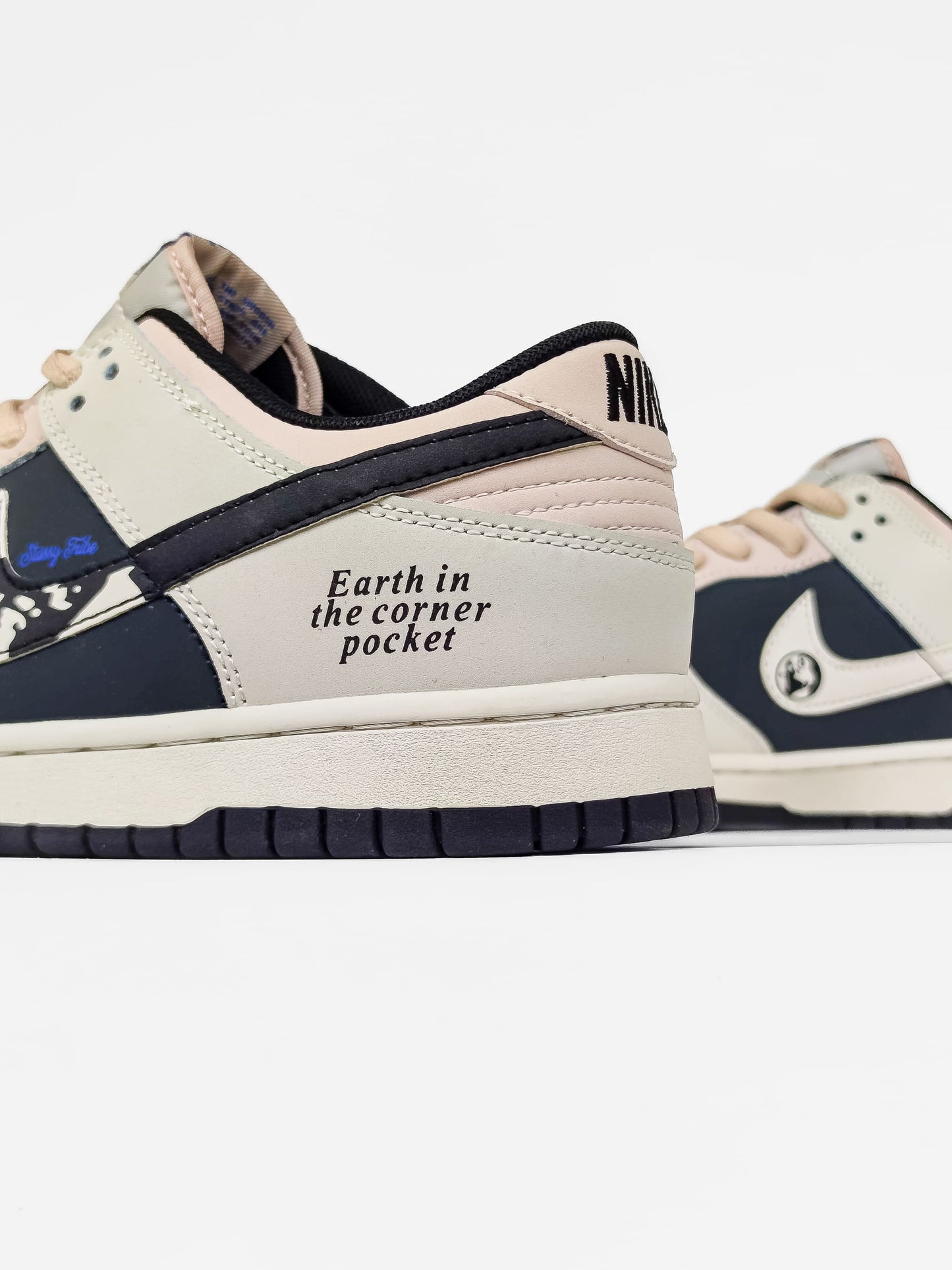 Nike SB Dunk Low x Stussy 40th