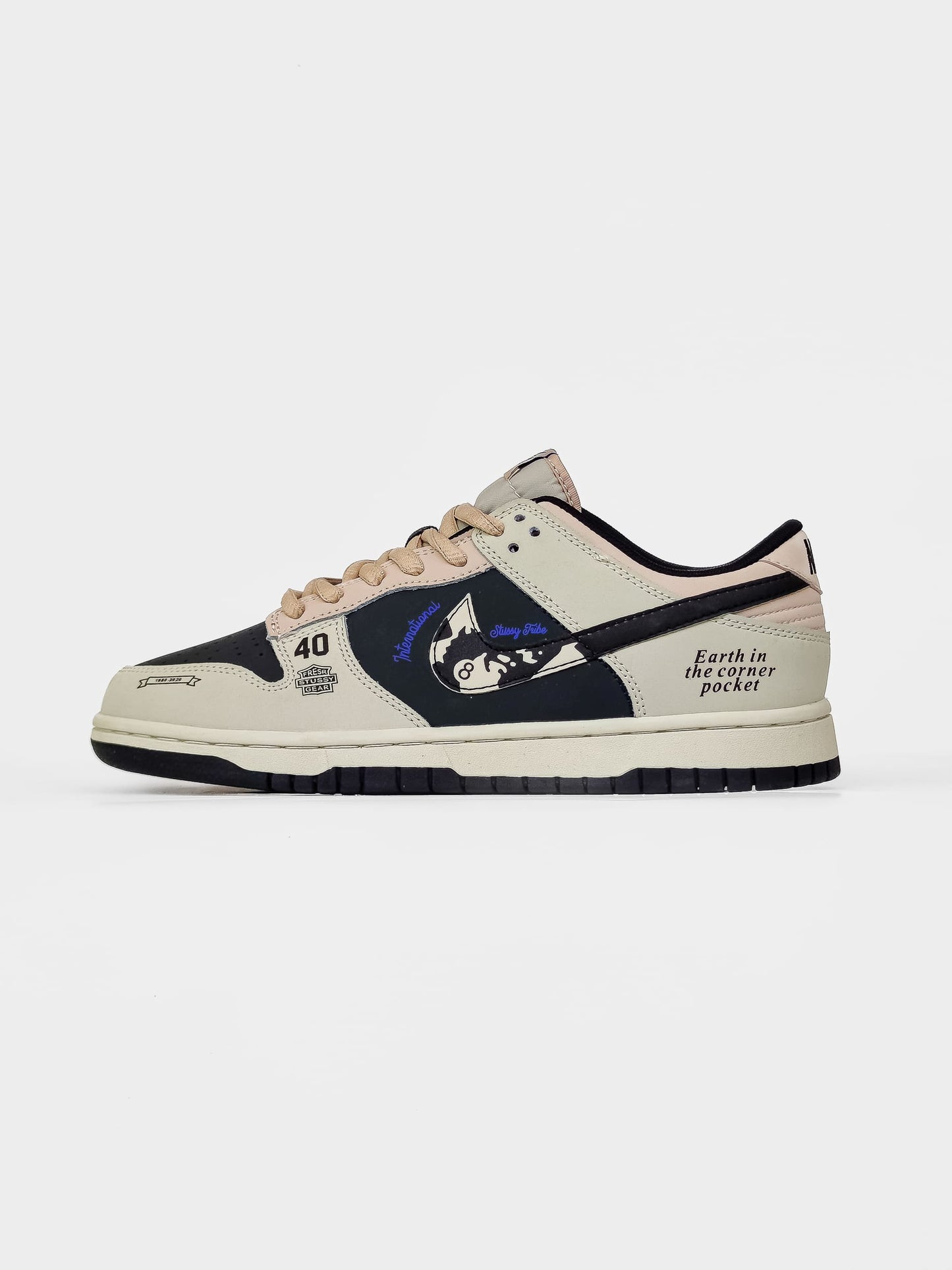 Nike SB Dunk Low x Stussy 40th