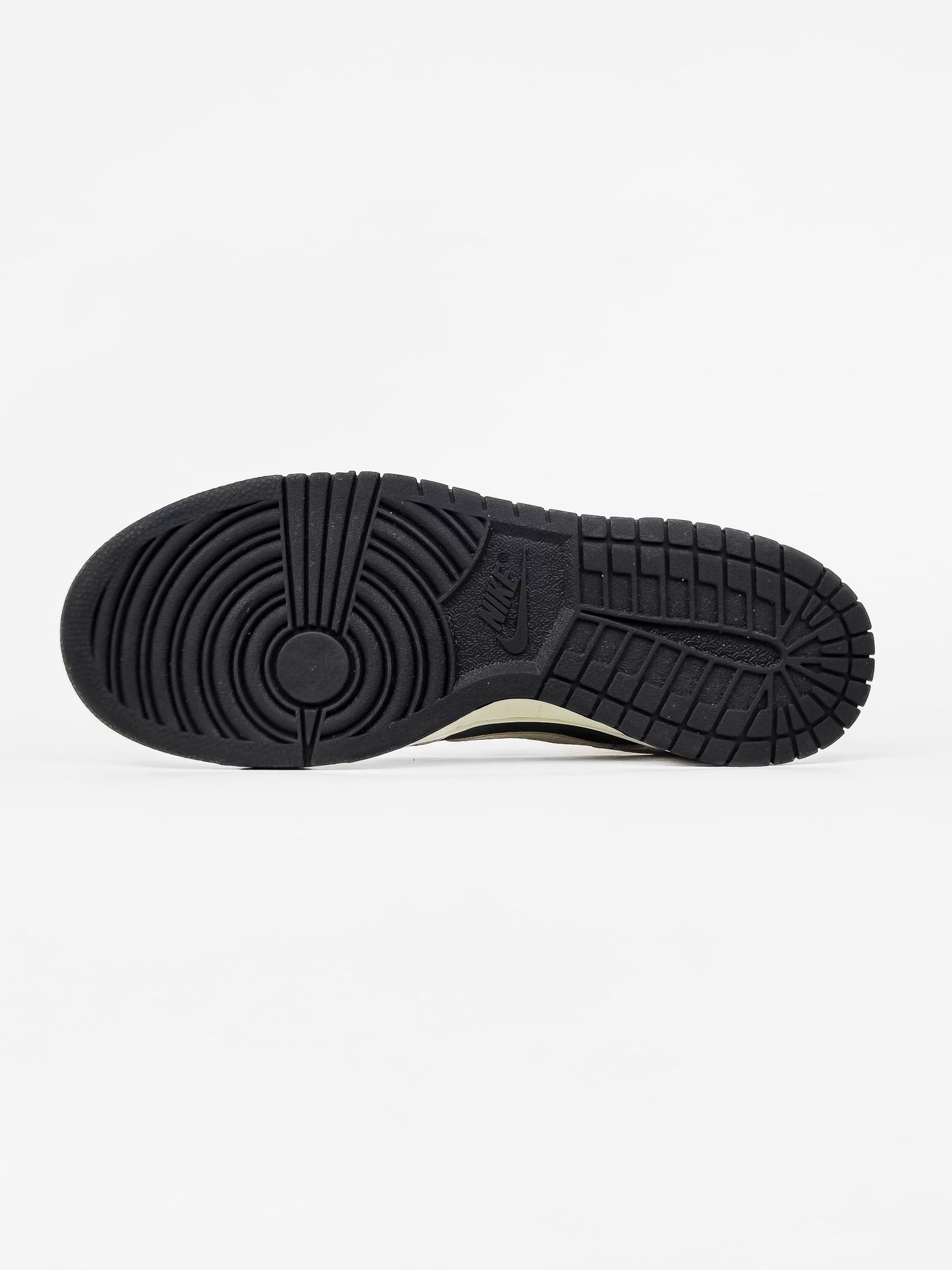 Nike SB Dunk Low x Stussy 40th