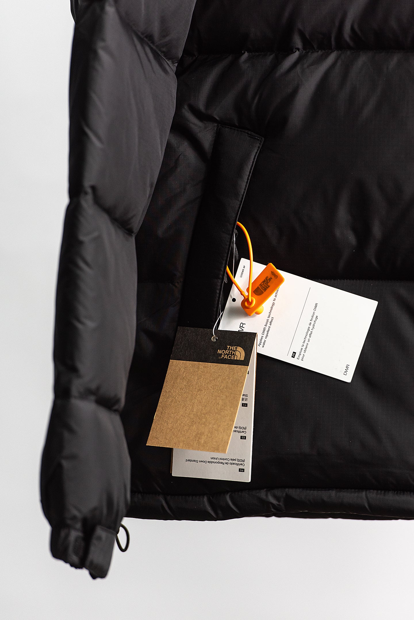 The North Face 1996 Retro Nuptse Black