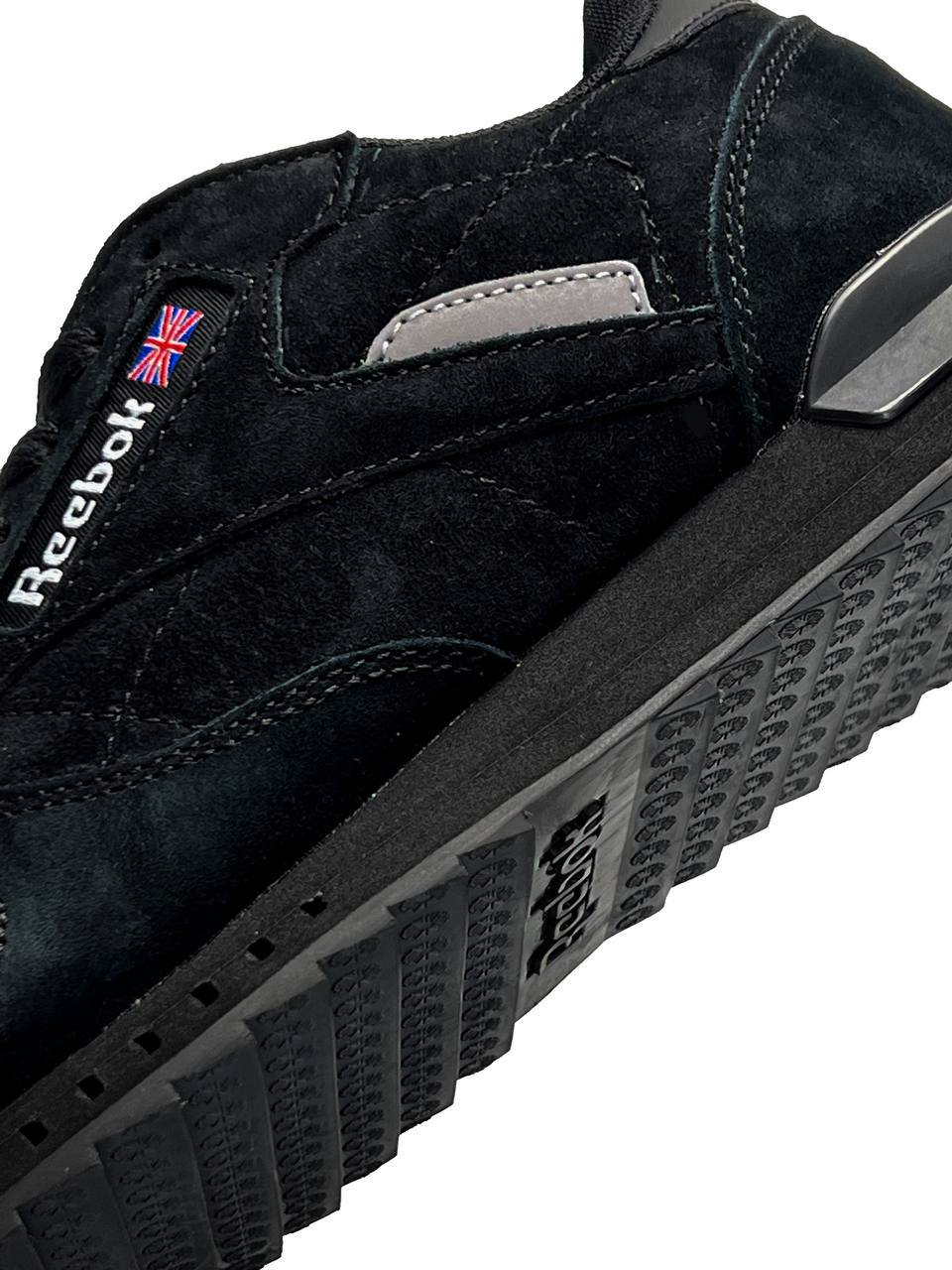 Reebok Classic All Black