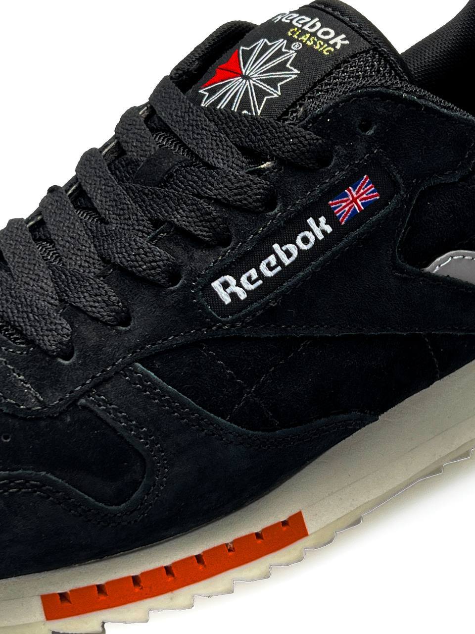 Reebok Classic Black White