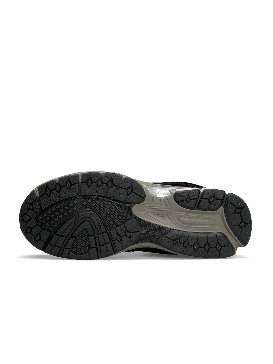 New Balance 2002R Dark Graphite White Grey