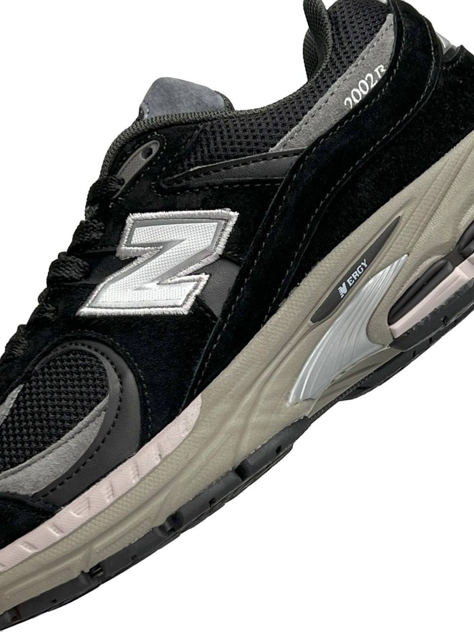 New Balance 2002R Dark Graphite White Grey