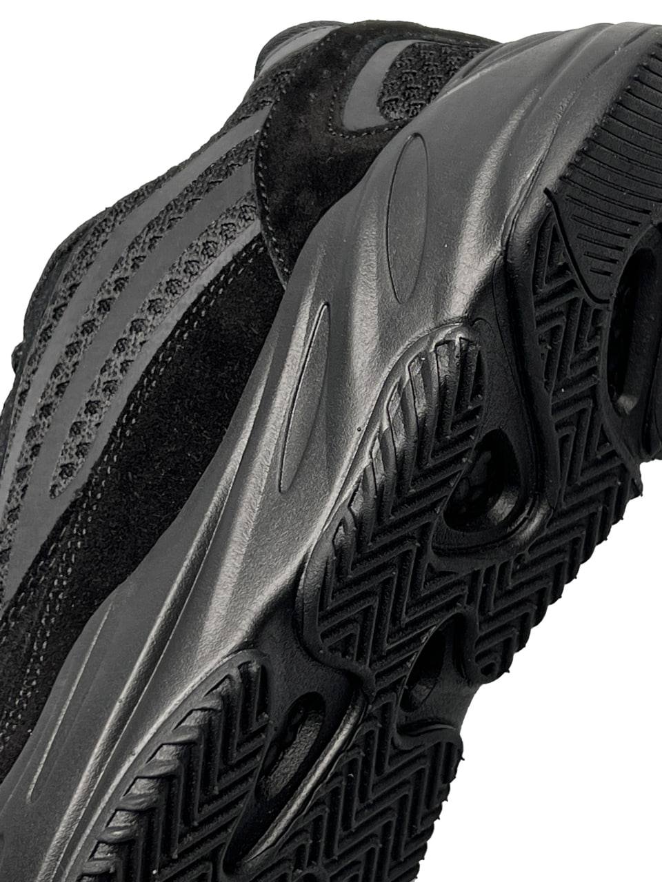 Adidas Yeezy Boost 700 V2 All Black