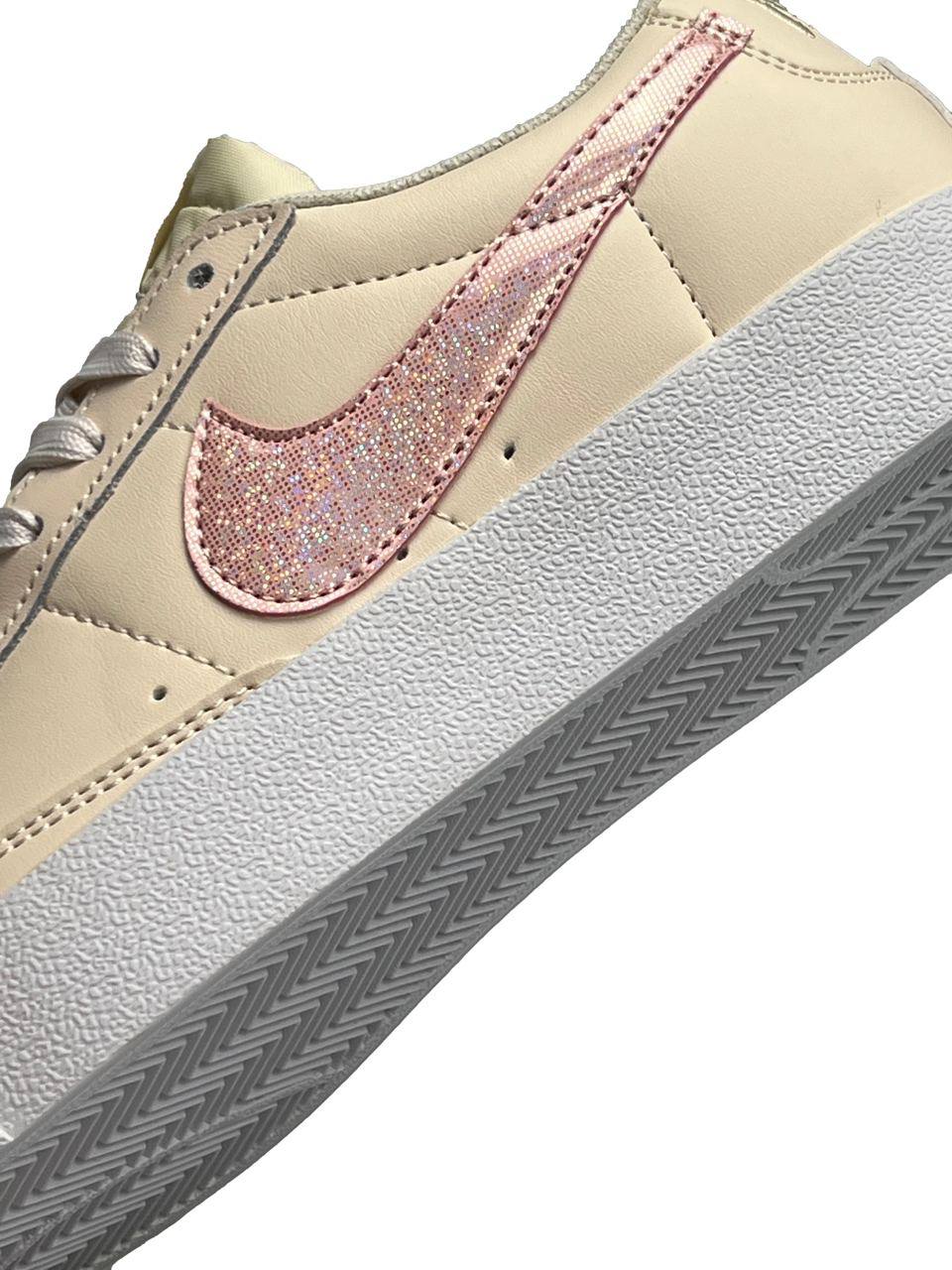 Nike Blazer Low Vintage Beige Pink