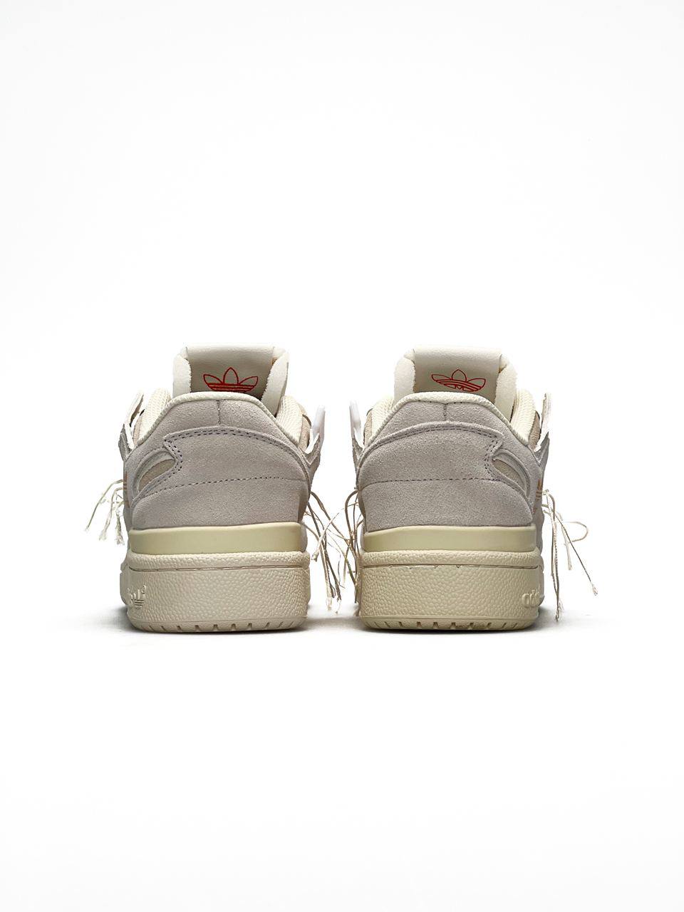 Adidas Forum Low Off white Beige