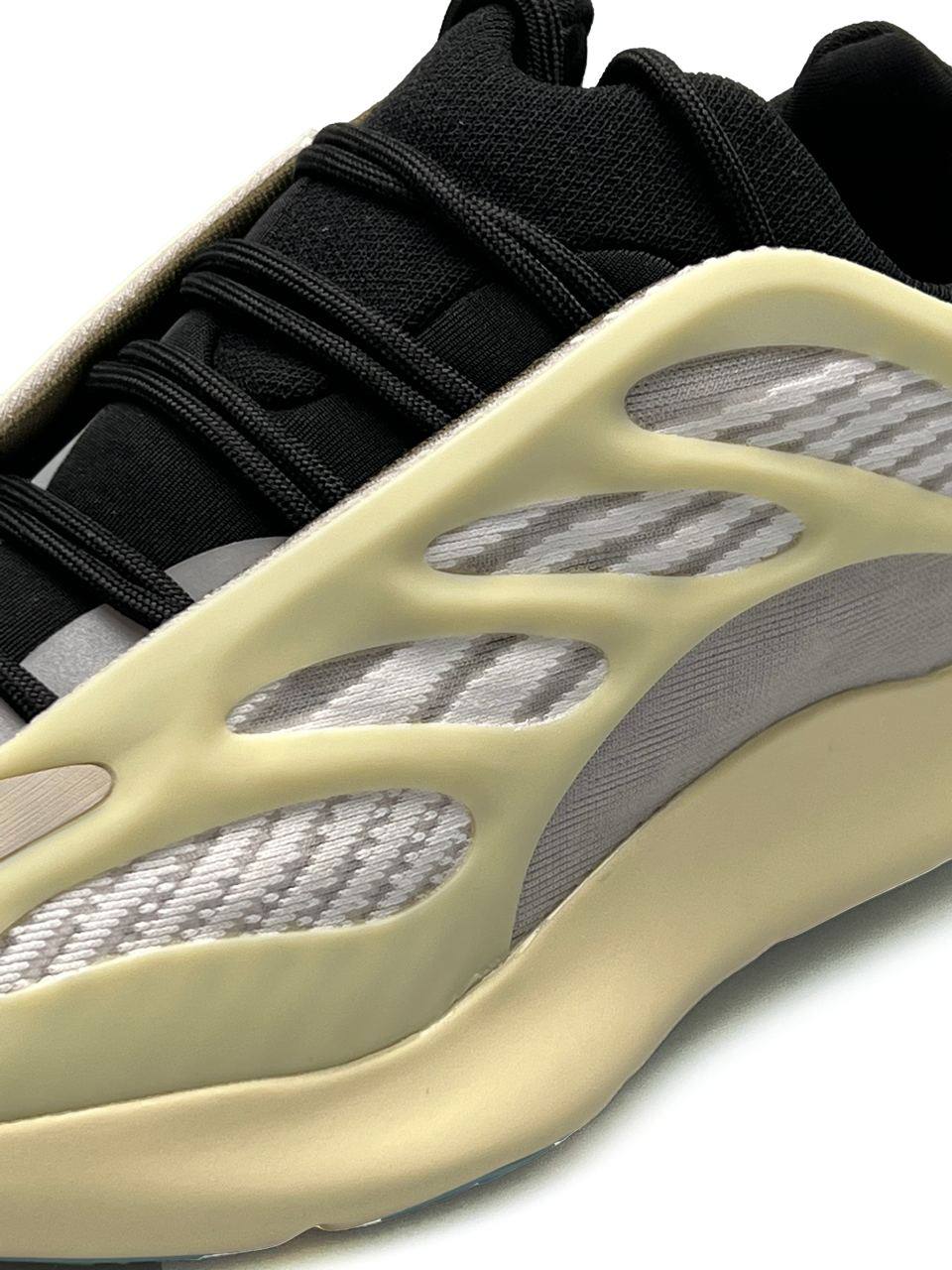 Adidas Yeezy Boost 700 V3 Azael