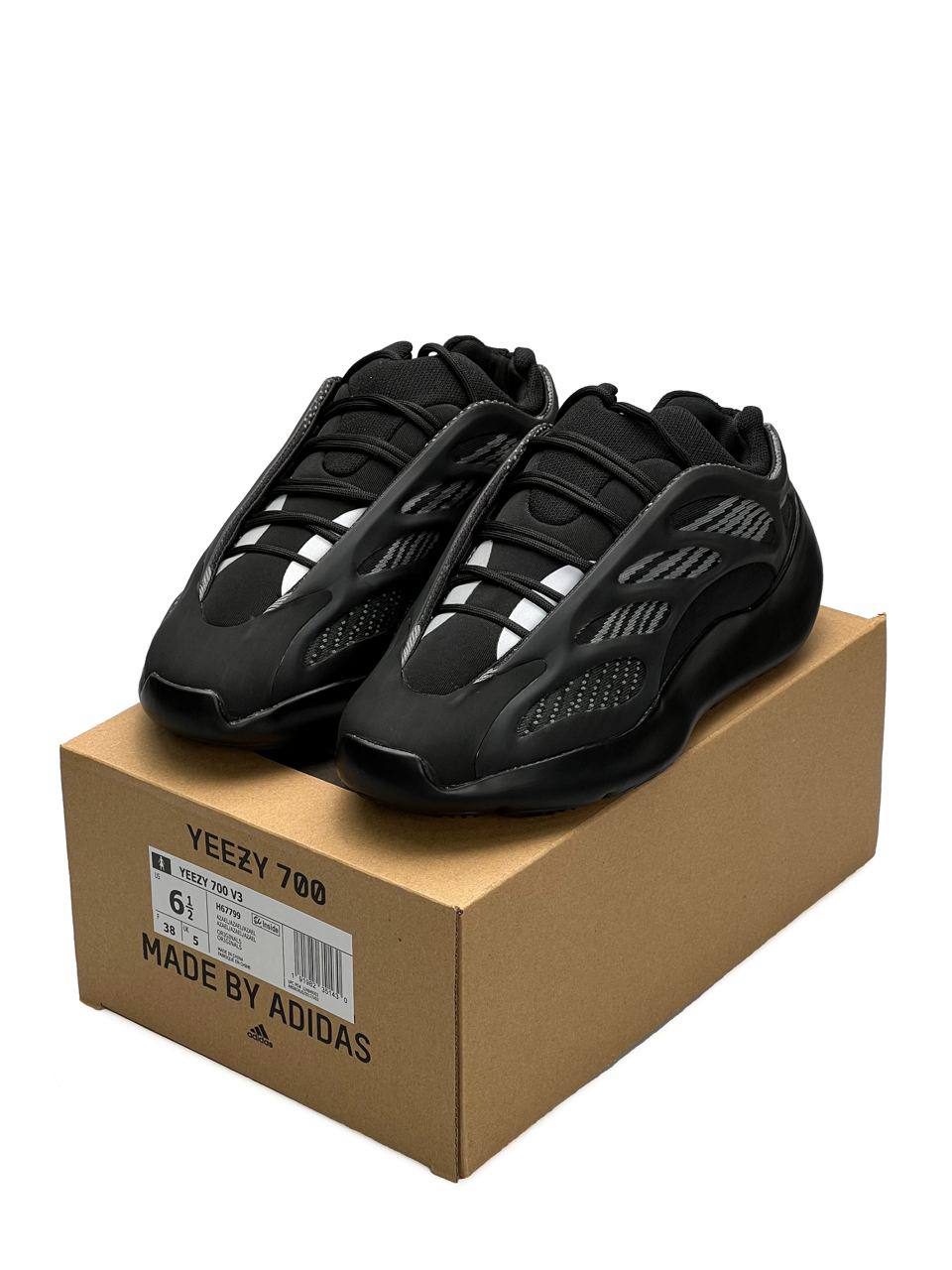 Adidas Yeezy Boost 700 V3 Alvah