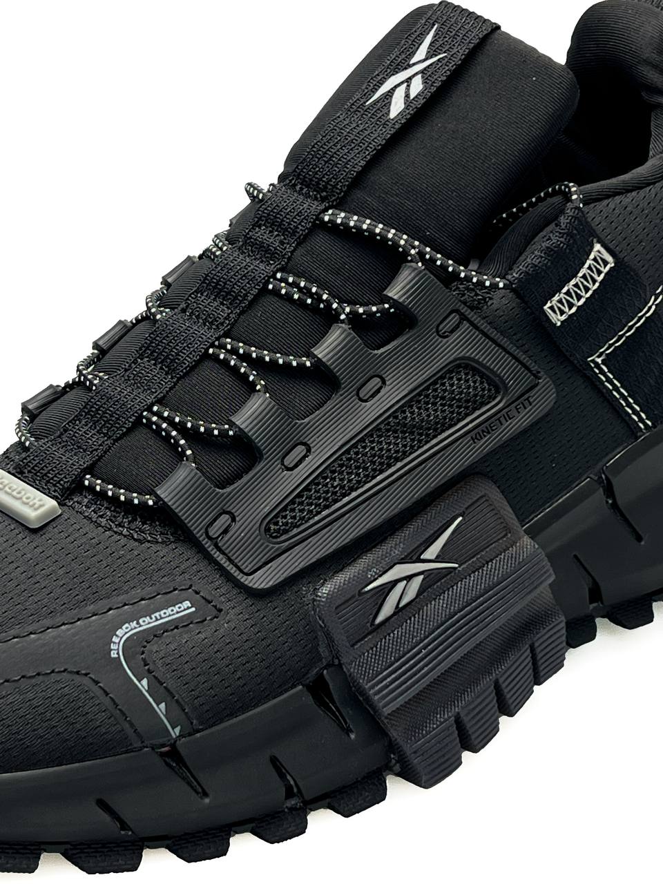 Reebok Zig Kinetica Edge Black White