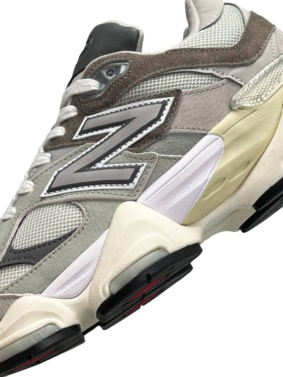 New Balance 9060 Gray