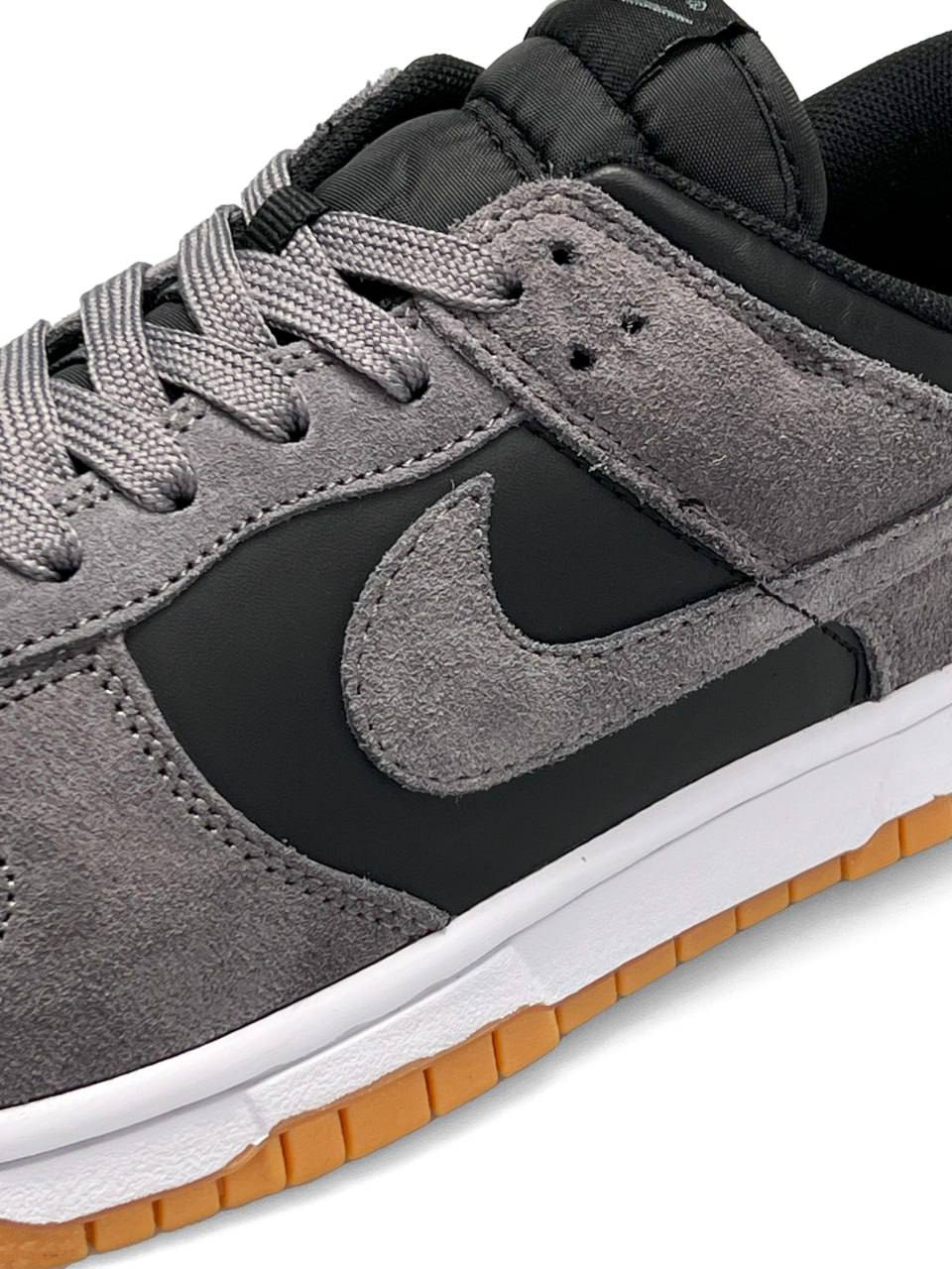 Nike SB Dunk Low Dark Grey Black