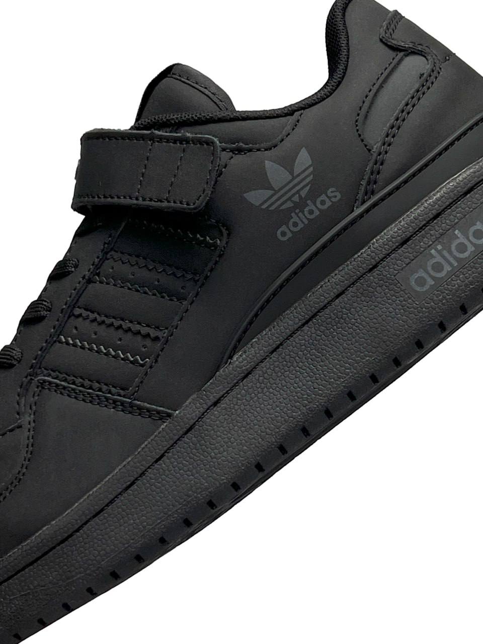 Adidas Forum Low Black Matte