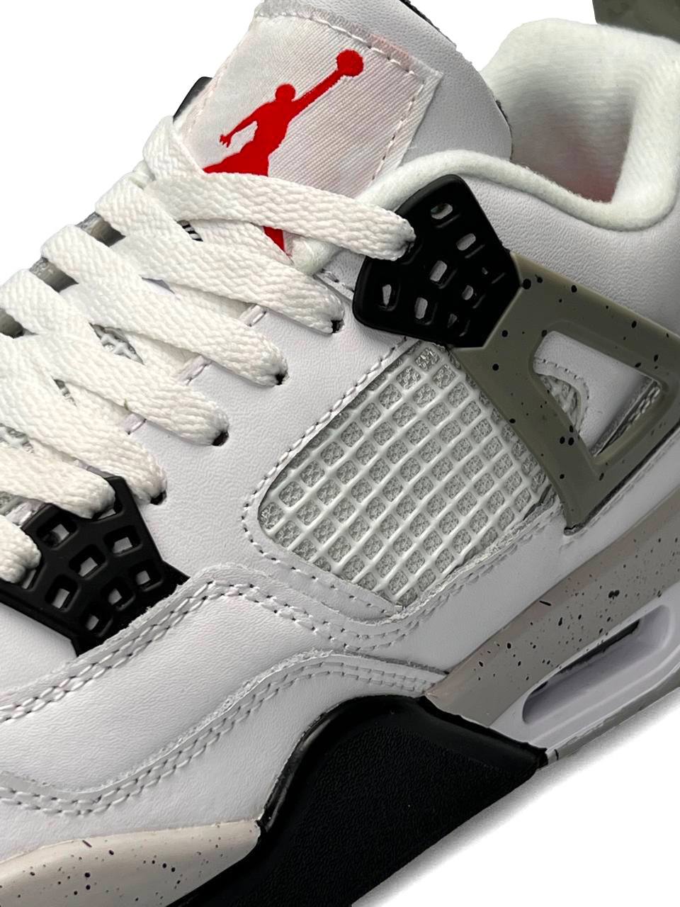 Nike Air Jordan 4 Retro White Cement
