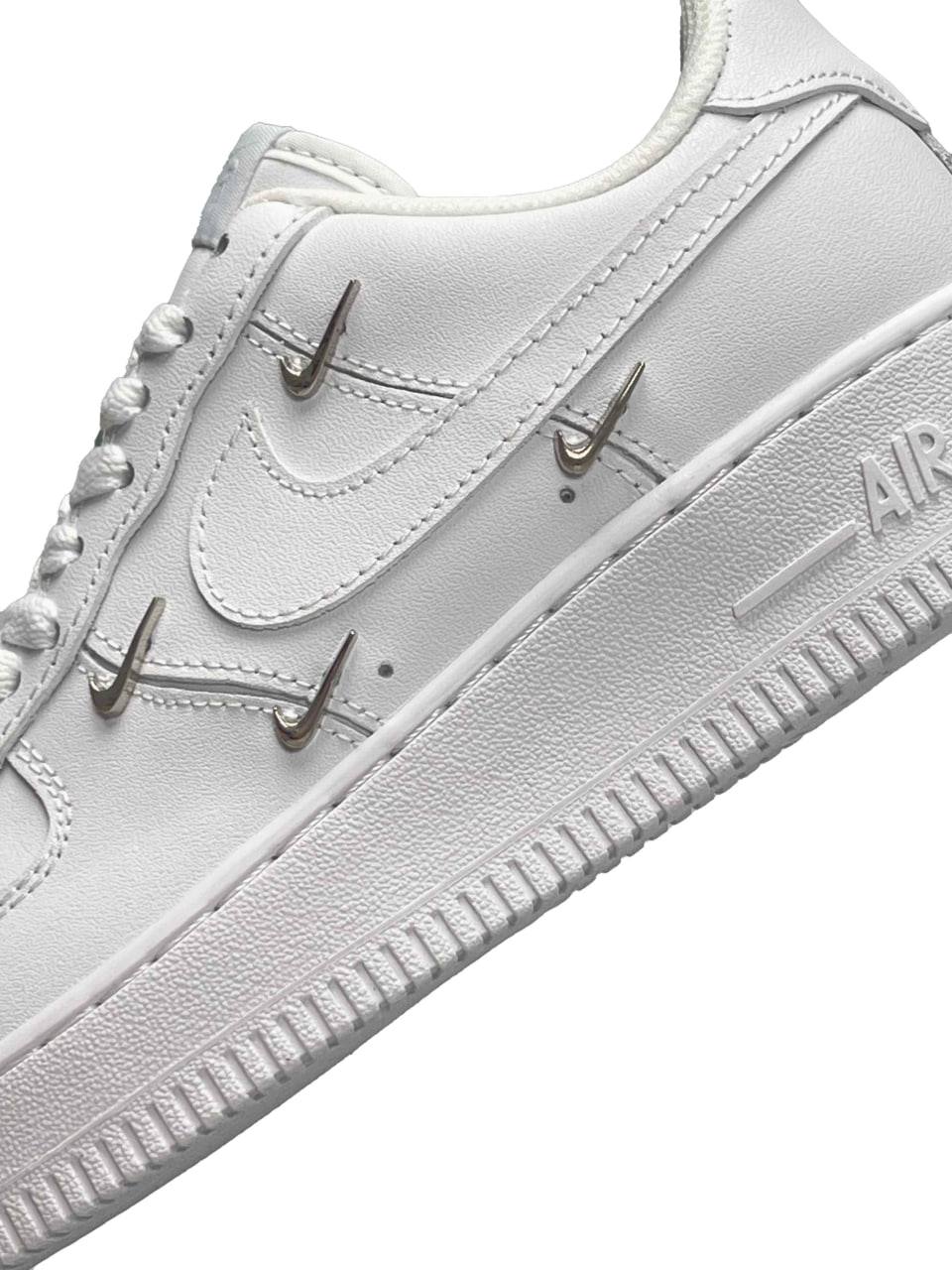 Nike Air Force 1 LX Crome Swooshes All White