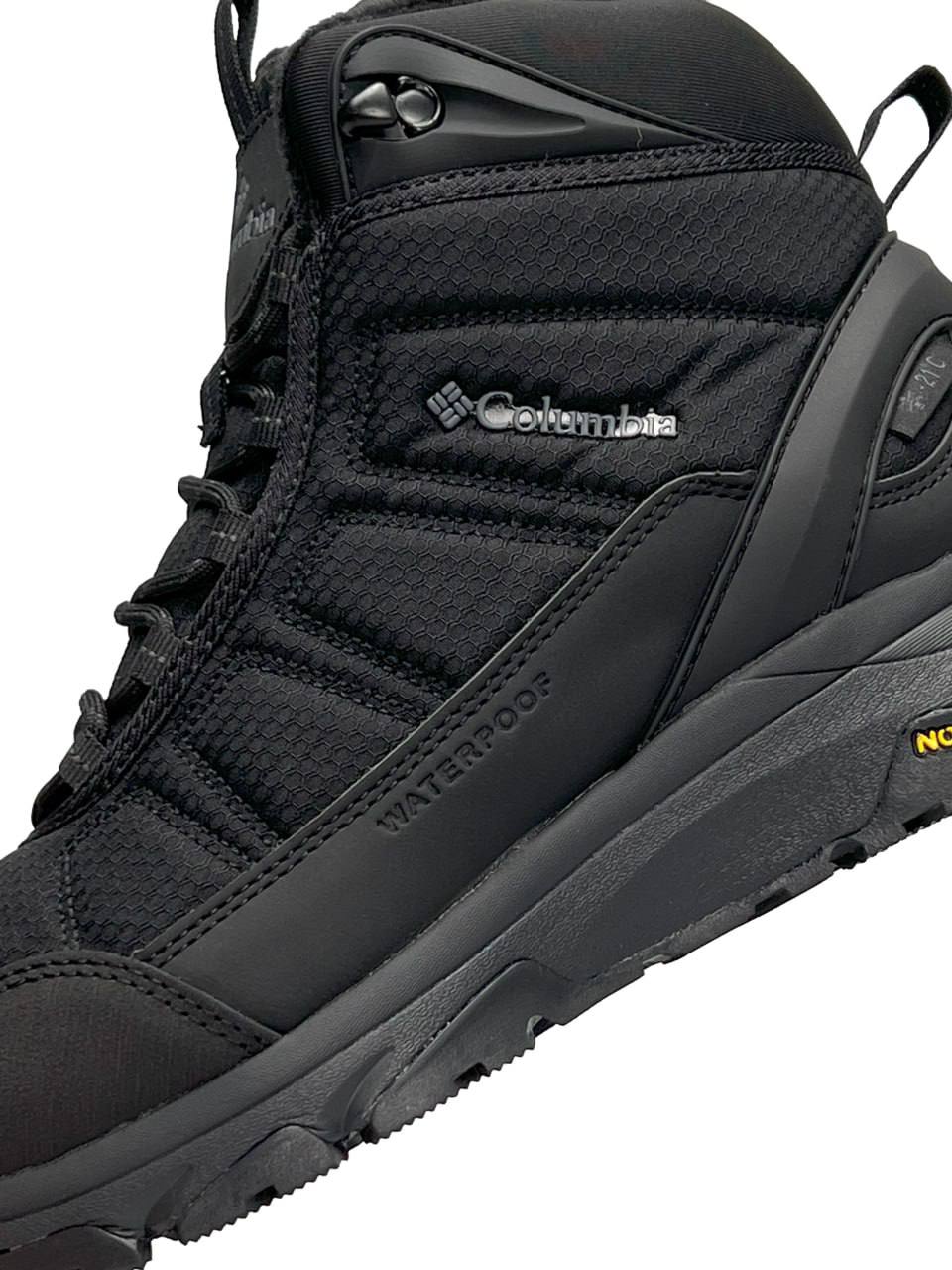 Columbia Firecamp High All Black Fur