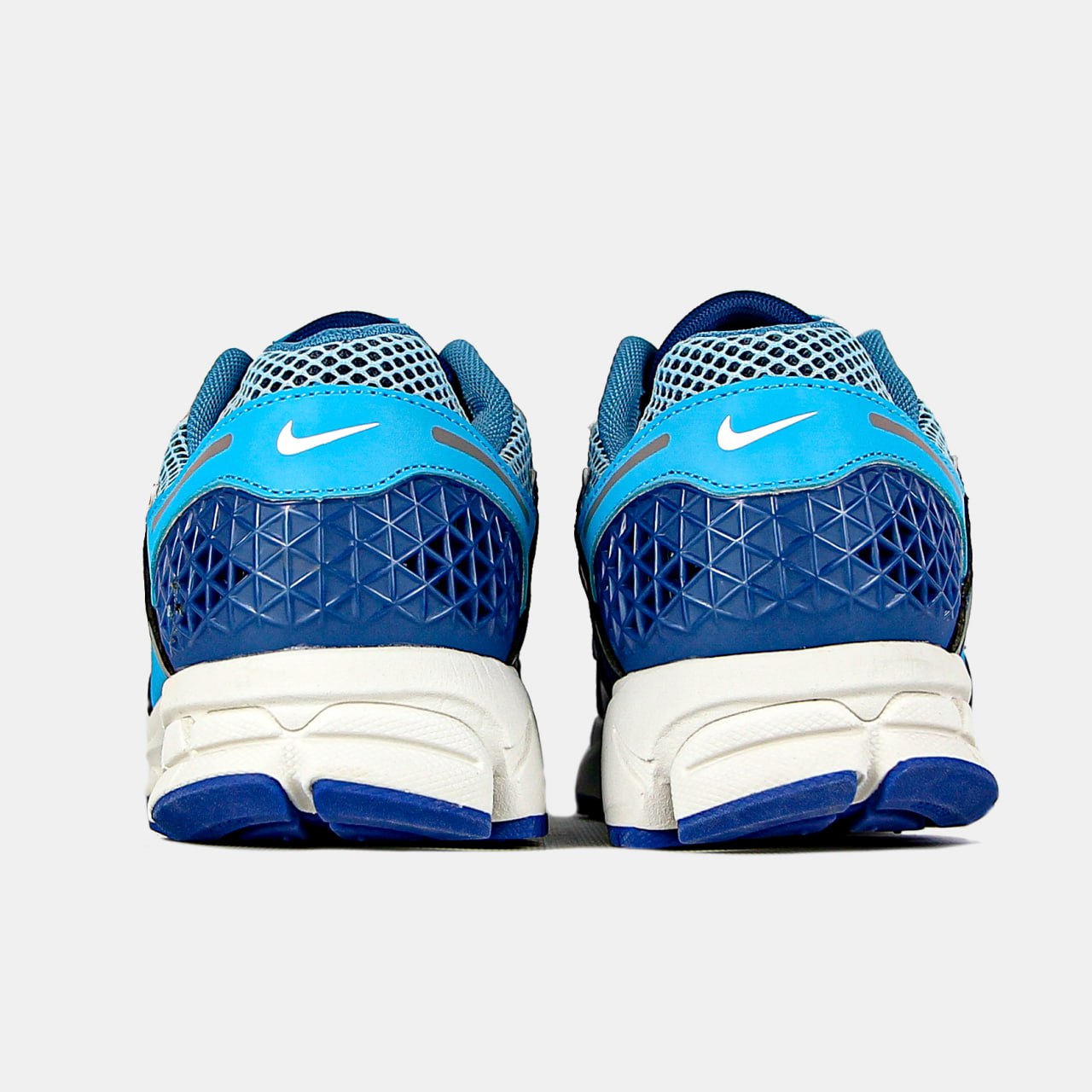 Nike Air Zoom Vomero 5 Worn Blue