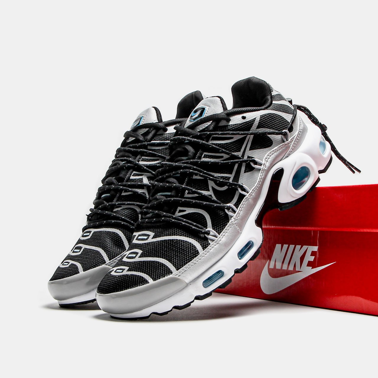 Nike Air Max TN Plus Lace Toggle Black Grey