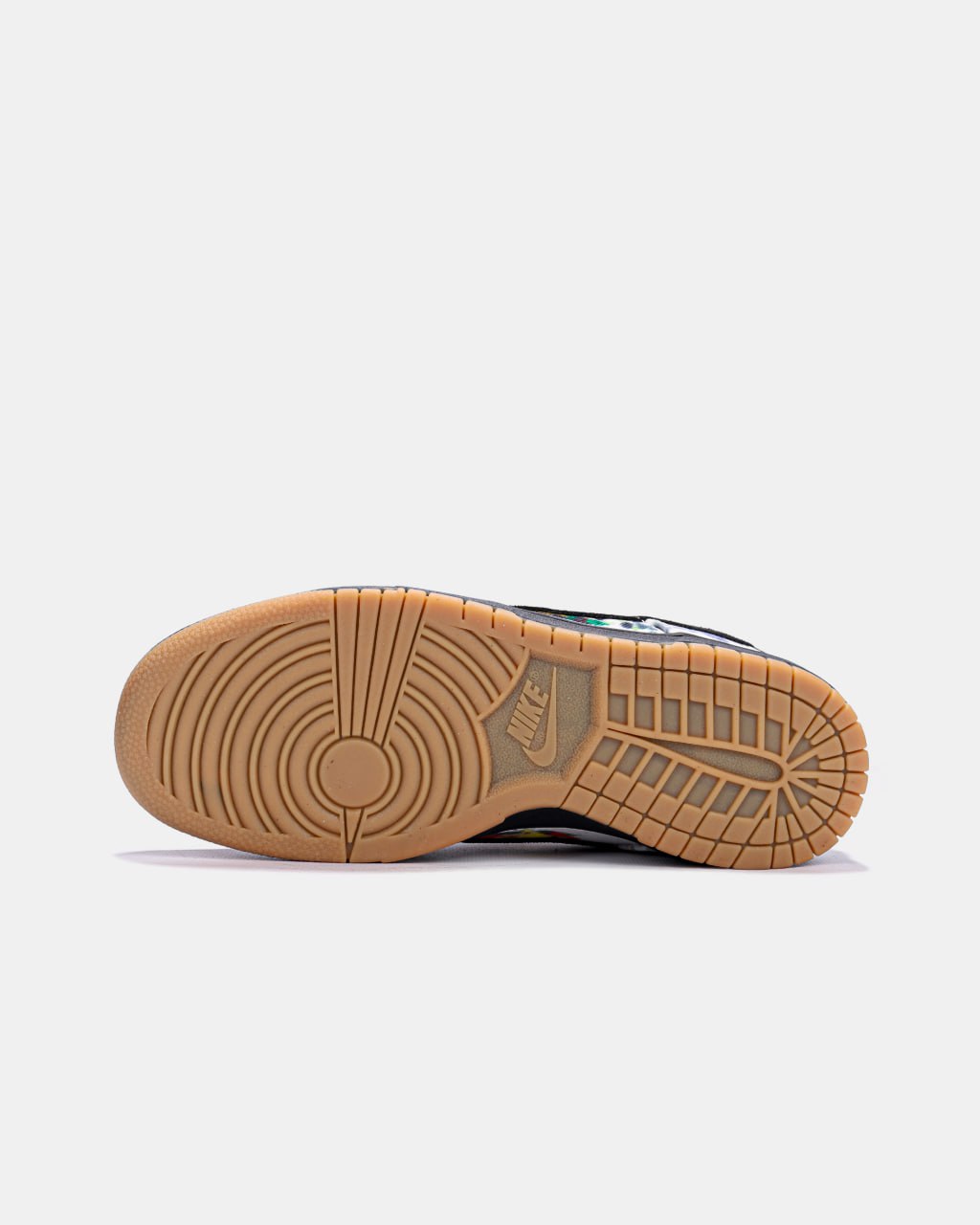 Nike SB Dunk Low Supreme Rammellzee