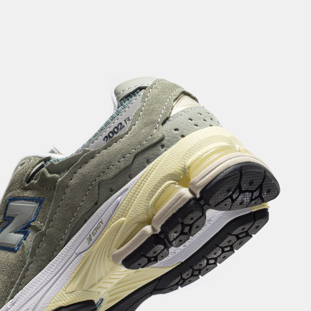 New Balance 2002R Mirage Grey