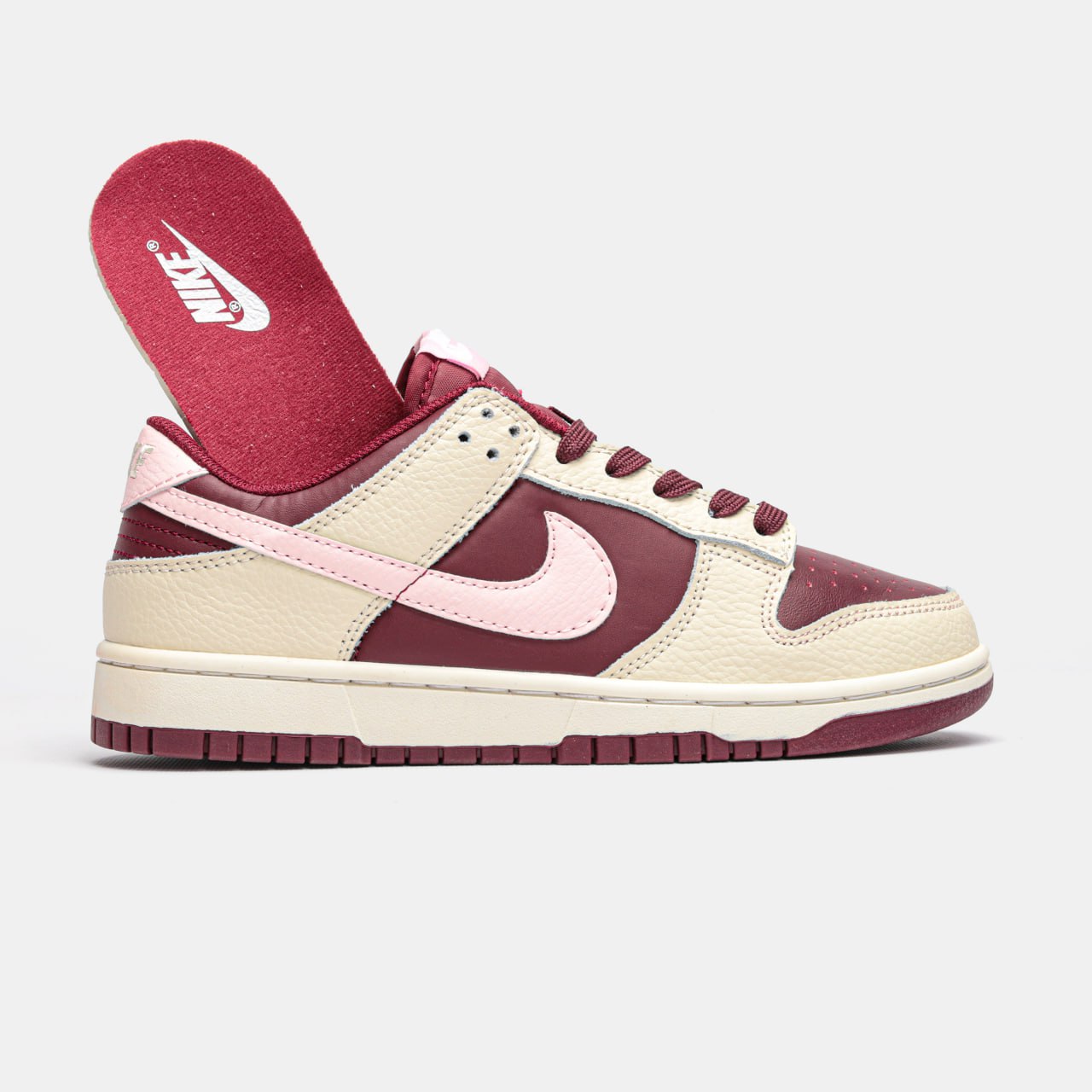 Nike SB Dunk Low PRM Valentine's Day / Beige Burgundy
