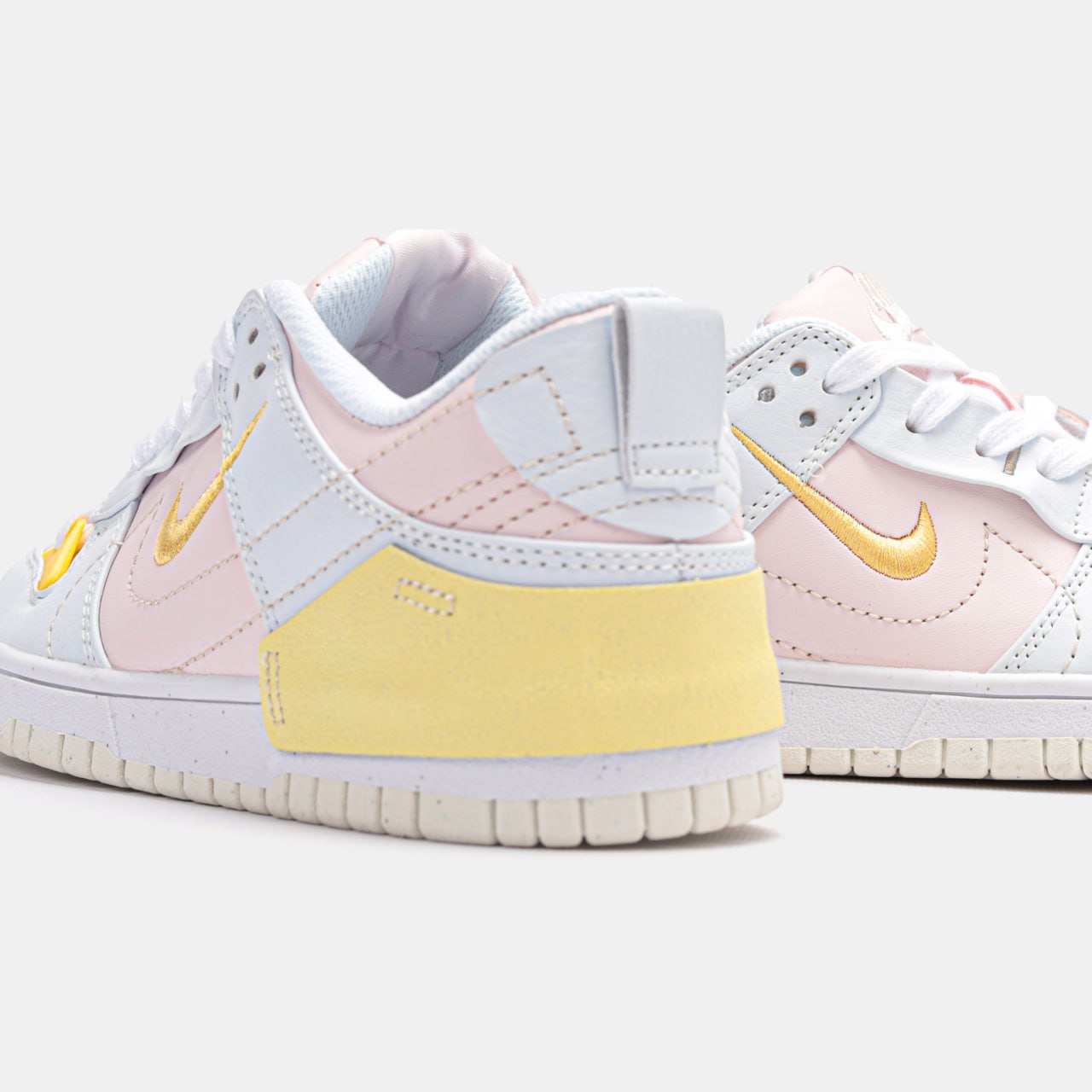 Nike SB Dunk Low Disrupt 2 Pink Oxford