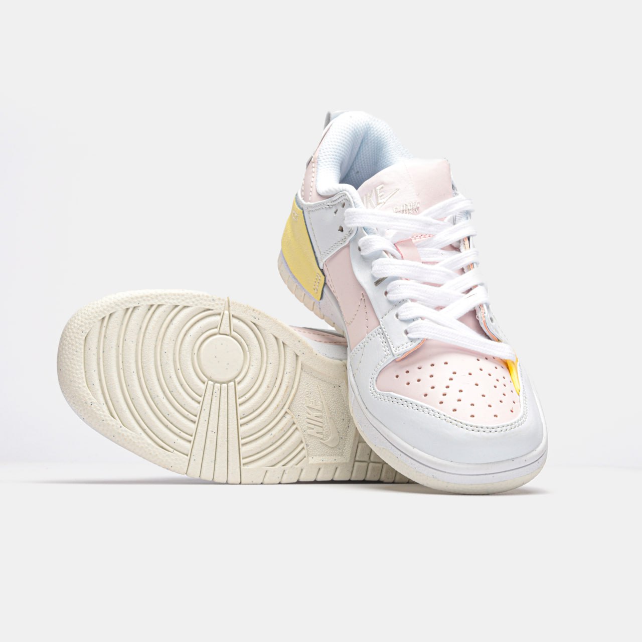 Nike SB Dunk Low Disrupt 2 Pink Oxford