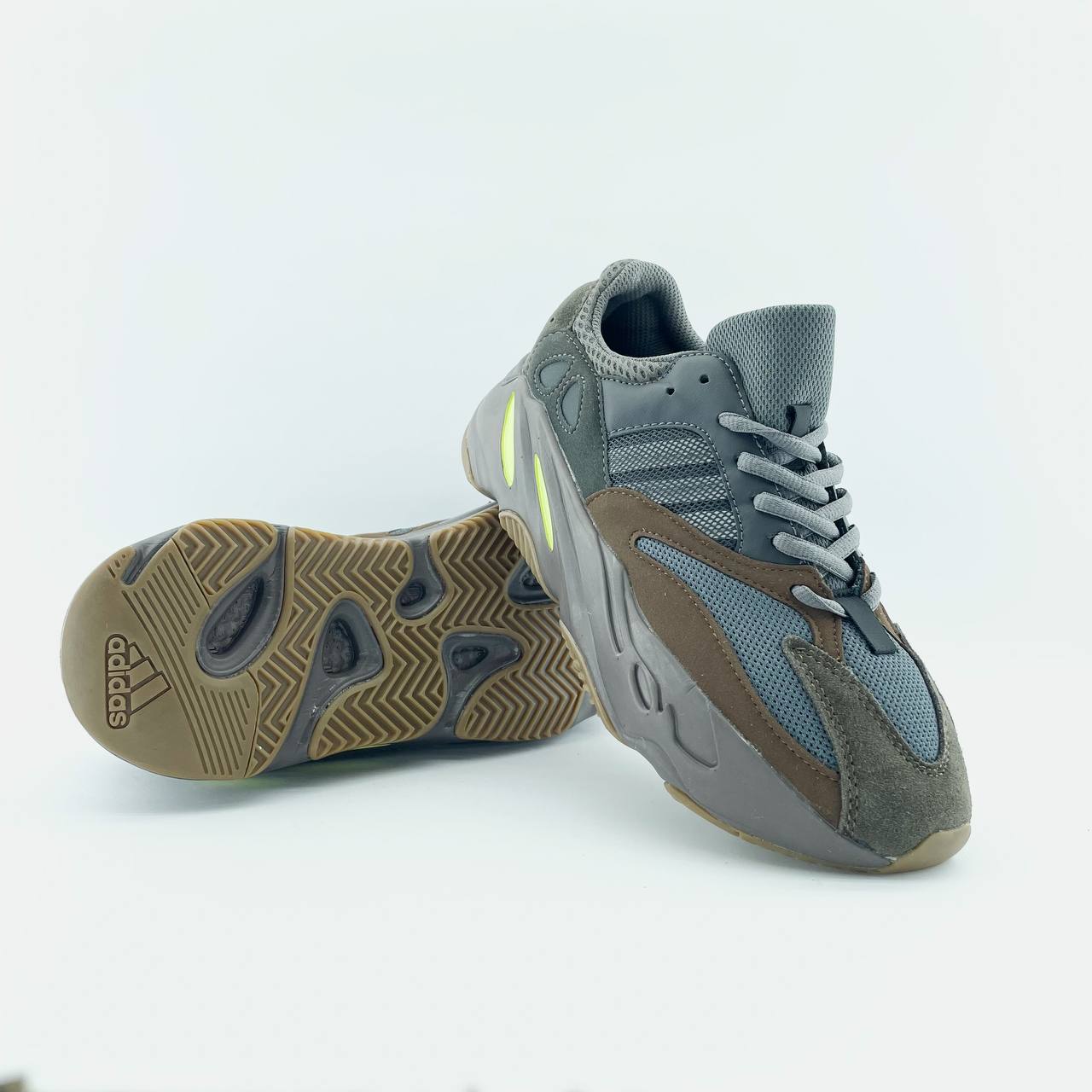Adidas Yeezy Boost 700 Mauve