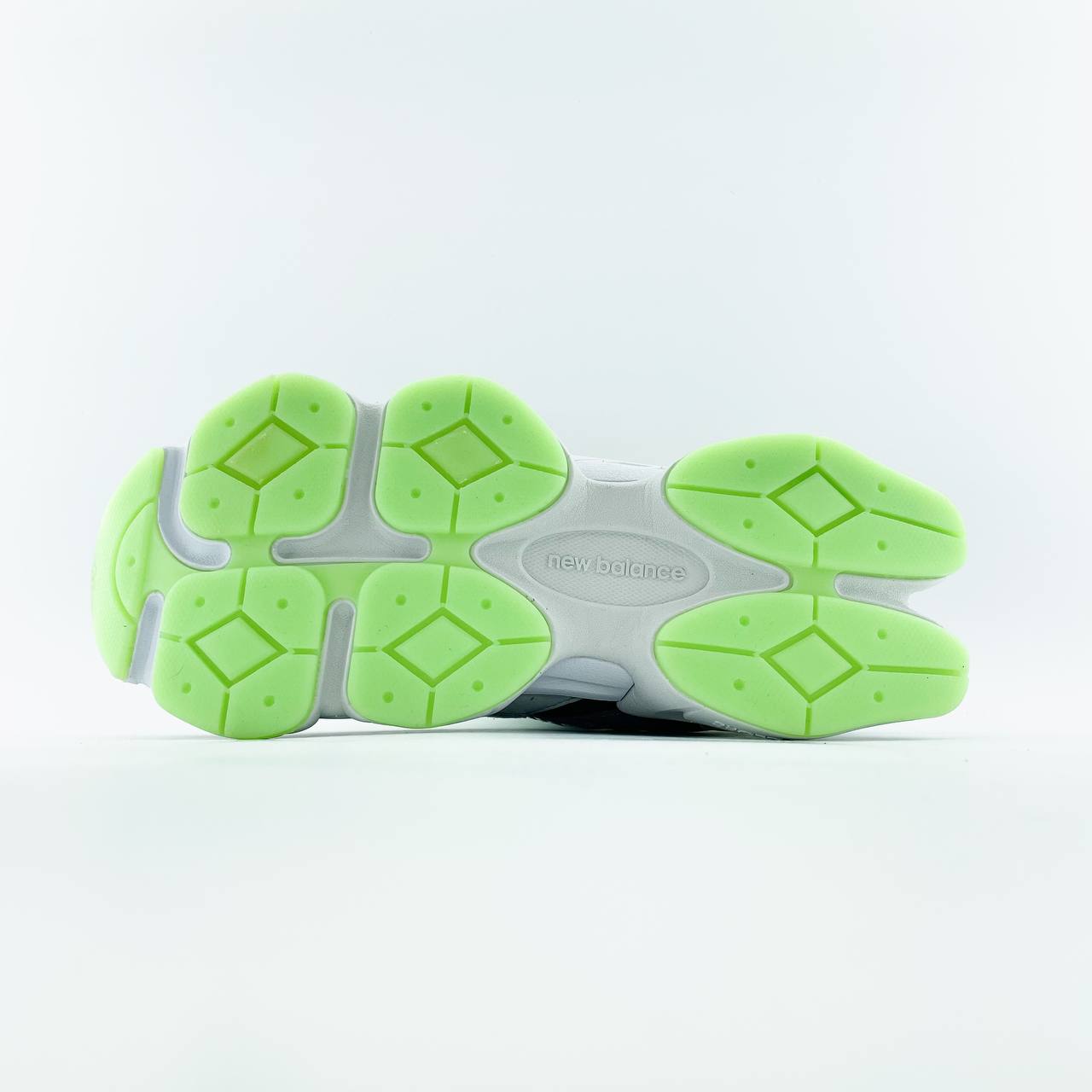 New Balance 9060 DTLR Glow