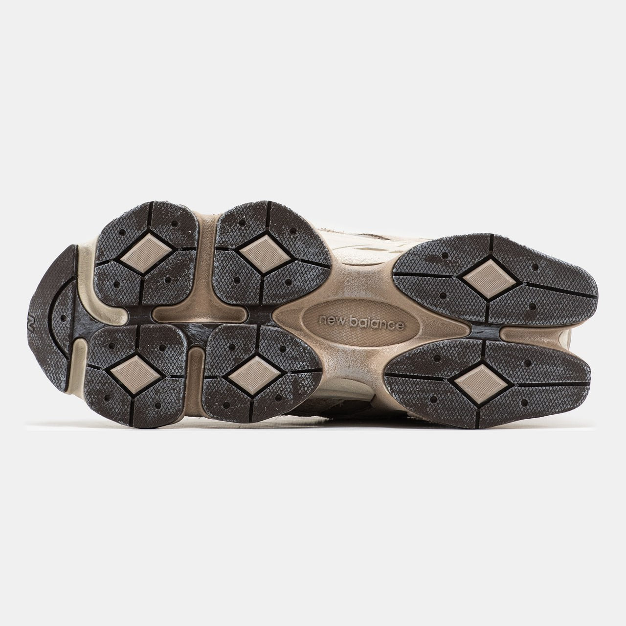 New Balance 9060 Brown / Mushroom