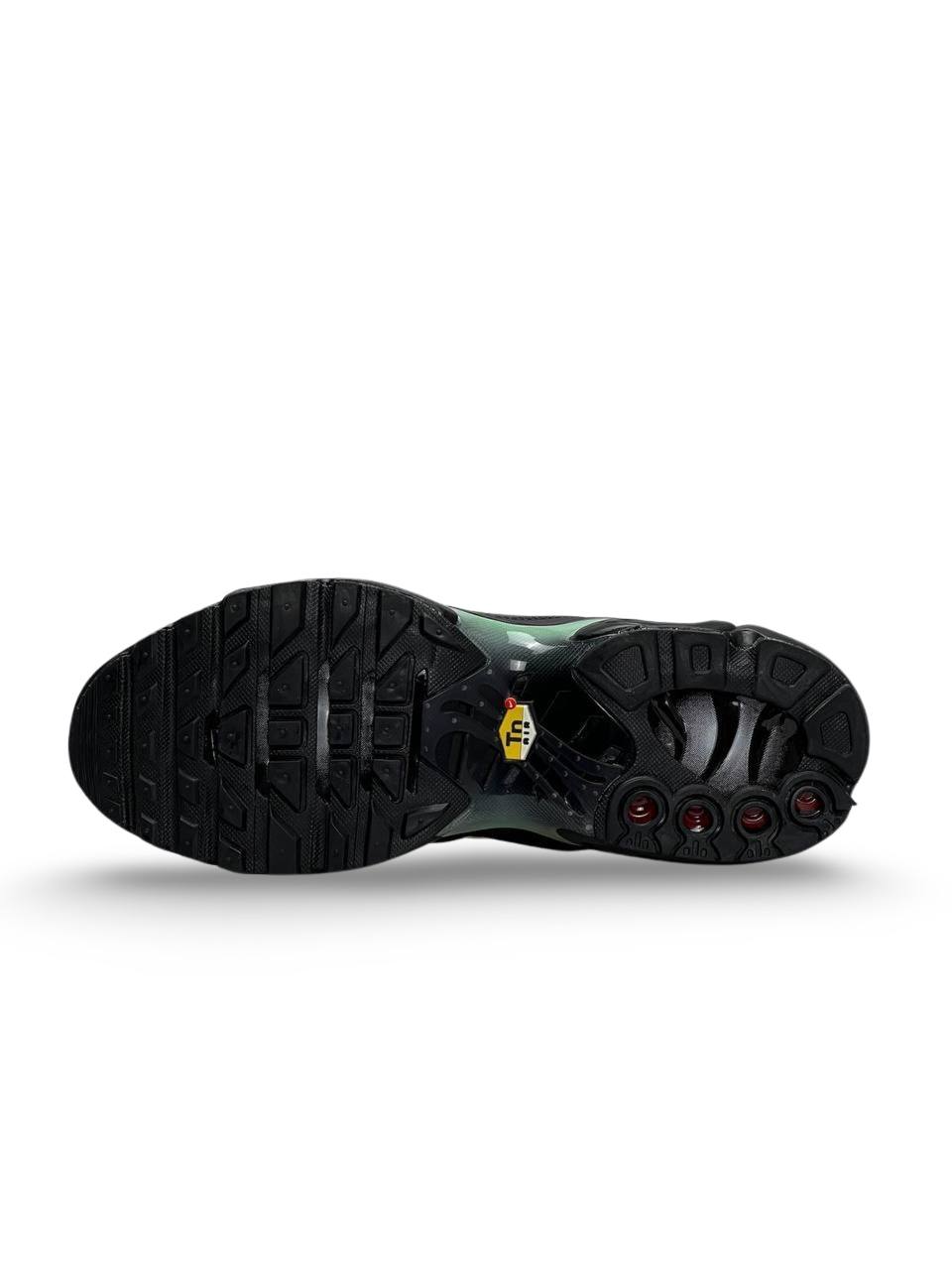 Nike Air Max Plus White Black Mint