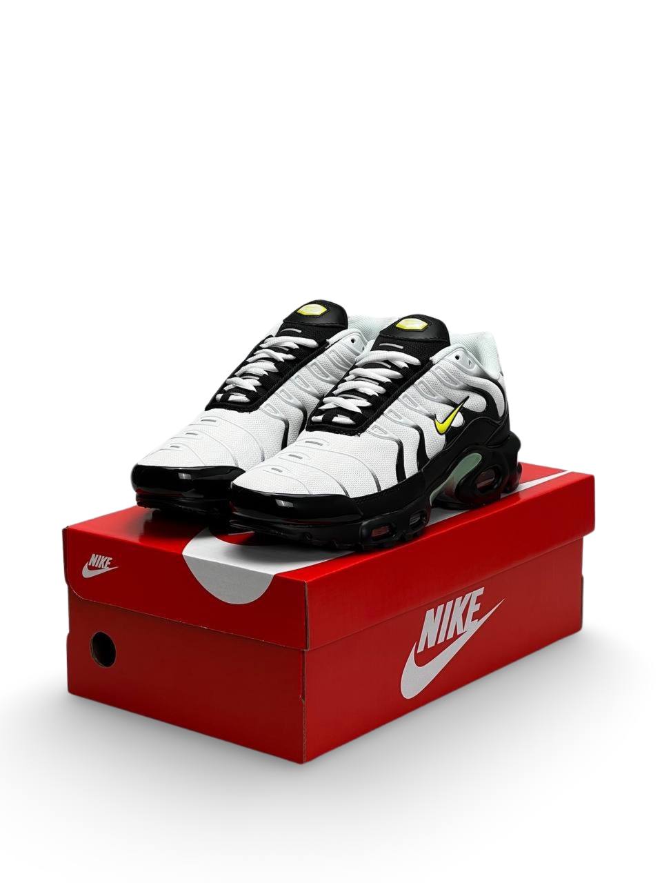 Nike Air Max Plus White Black Mint