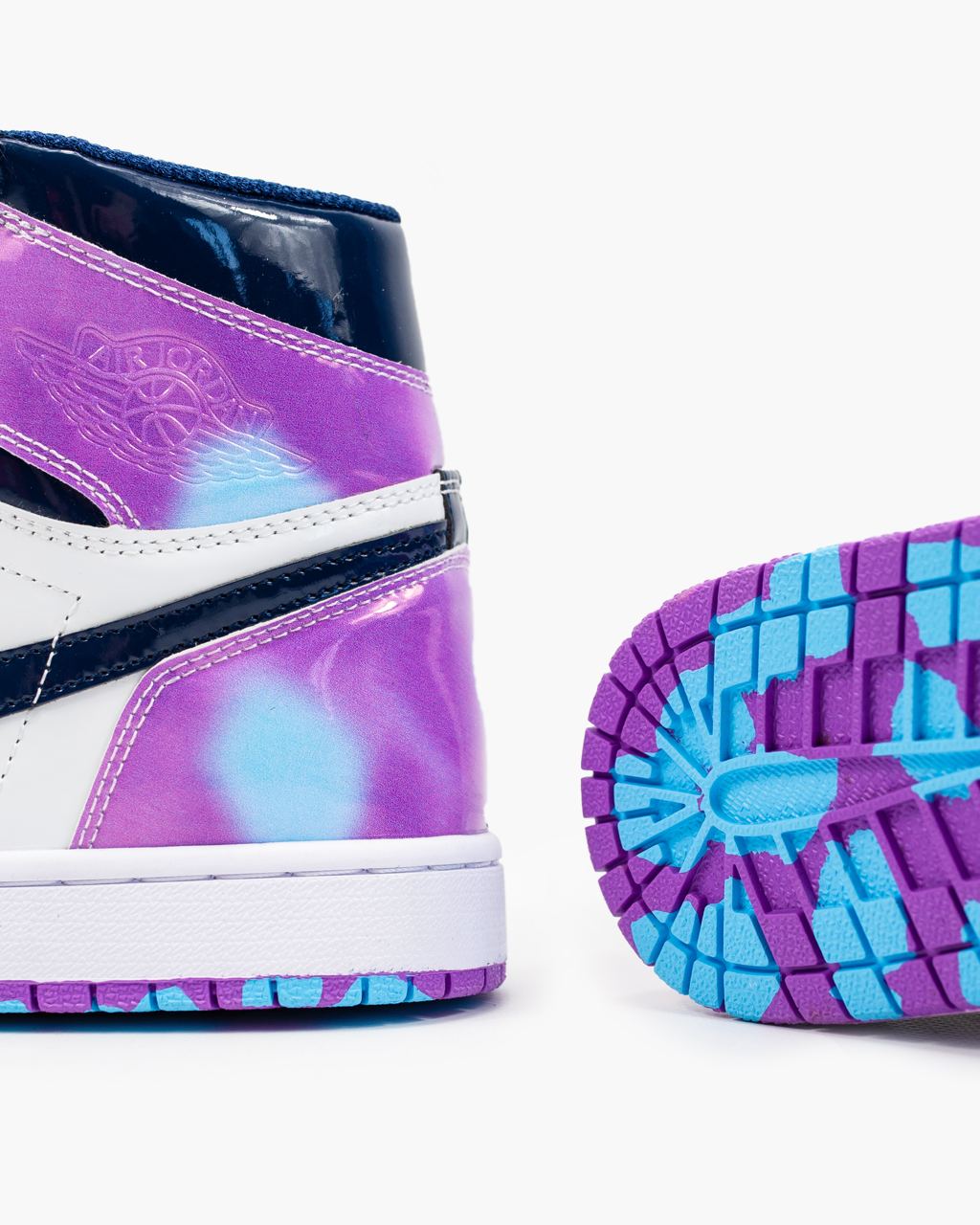 Nike Air Jordan 1 Retro Violet