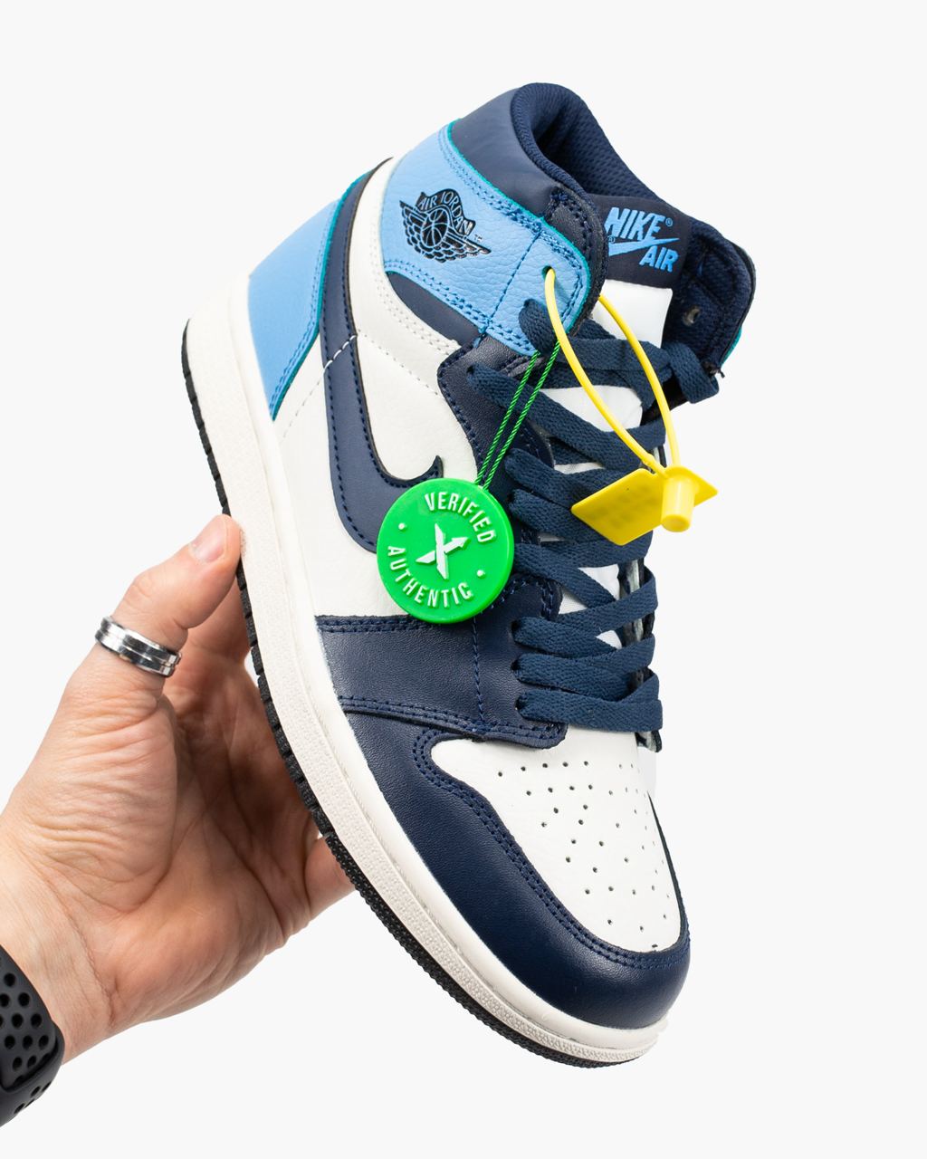 Nike Air Jordan 1 Retro Obsidian