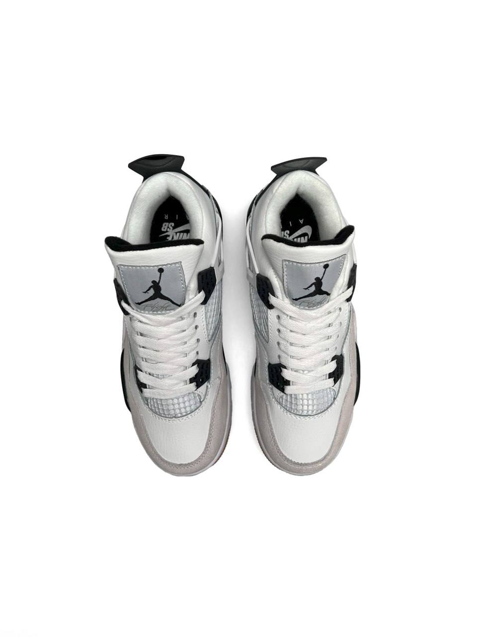Nike Air Jordan 4 Retro x SB Military