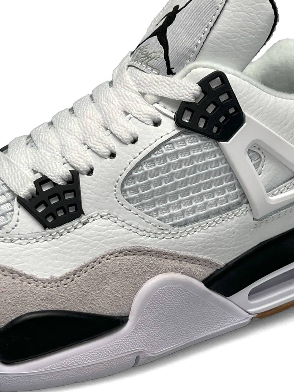 Nike Air Jordan 4 Retro x SB Military