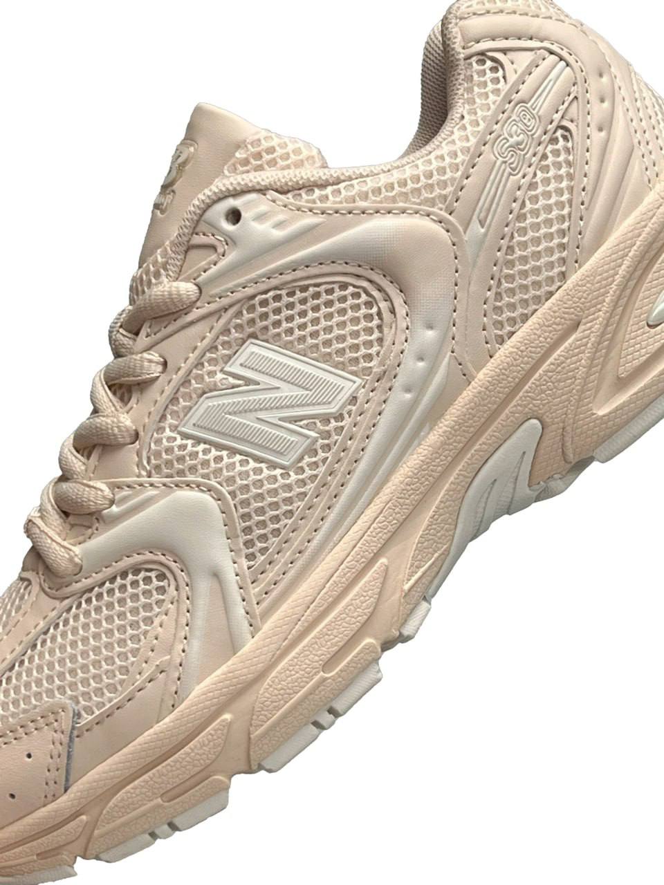 New Balance 530 Beige
