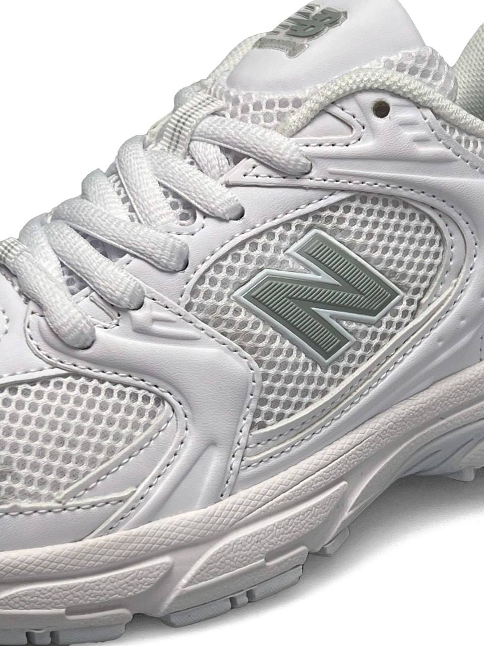 New Balance 530 All White
