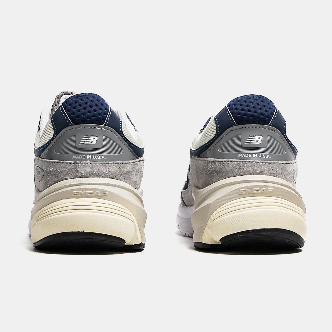 New Balance 990v6 Grey Day Grey Navy