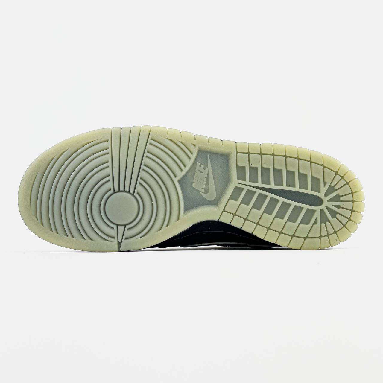 Nike SB Dunk Low LPL League of Legends