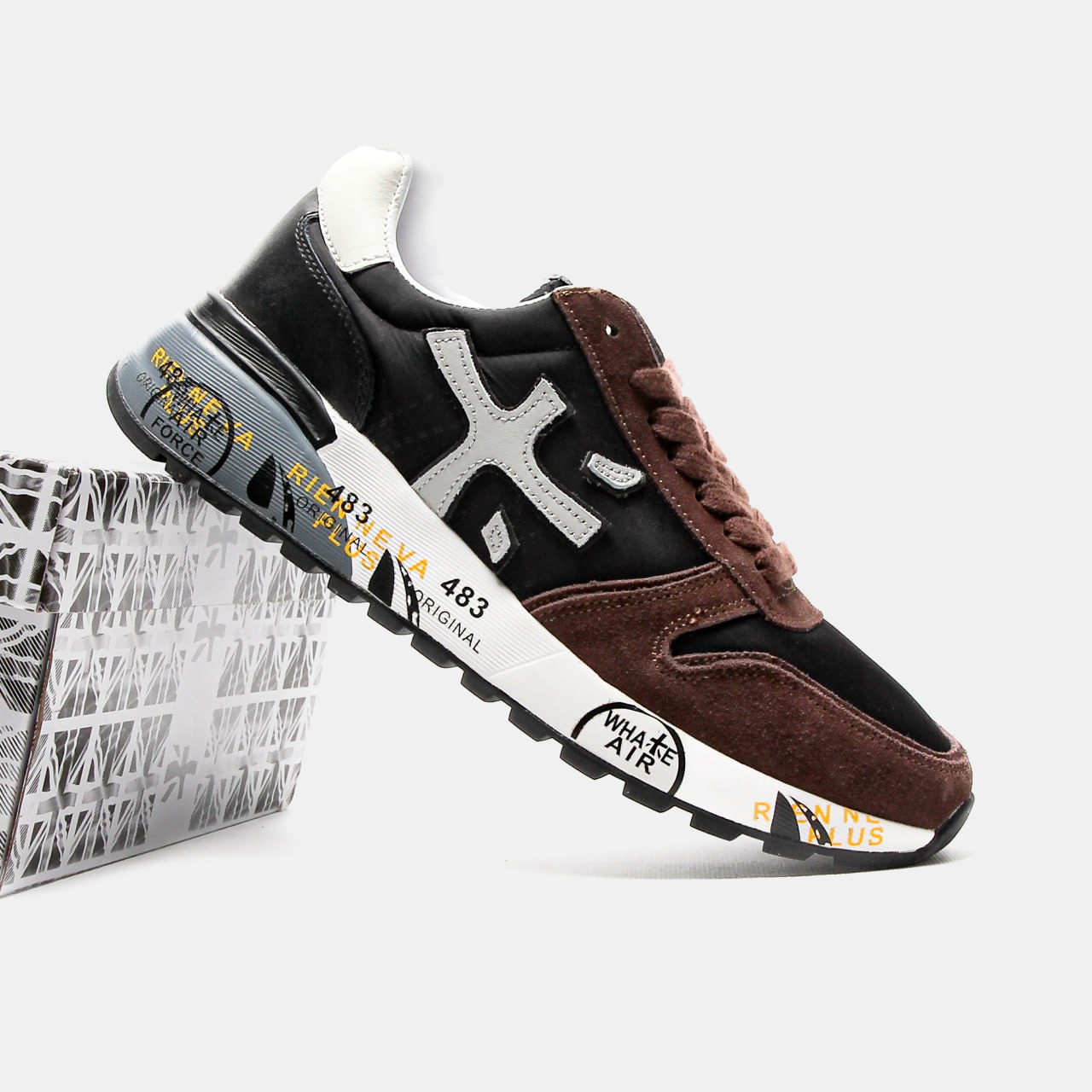 Premiata Mick Brown