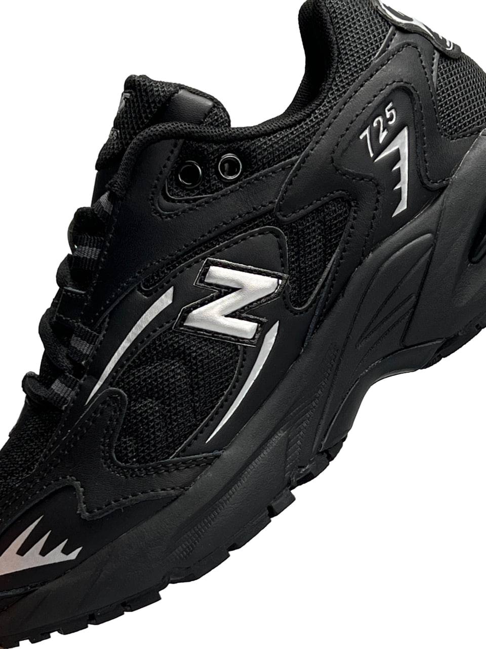New Balance 725 All Black Silver