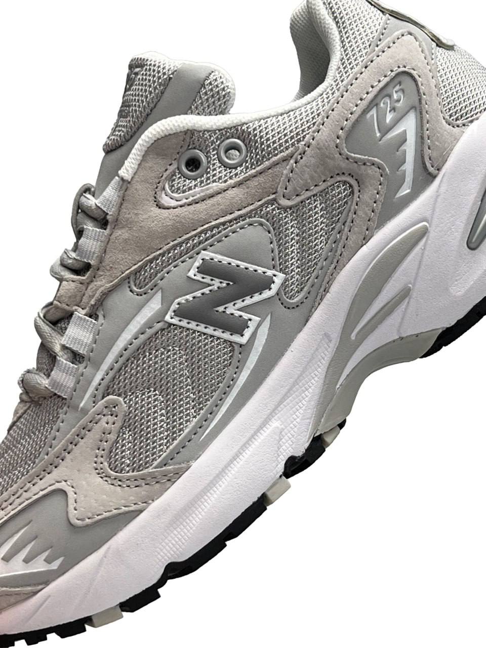 New Balance 725 Gray Suede White