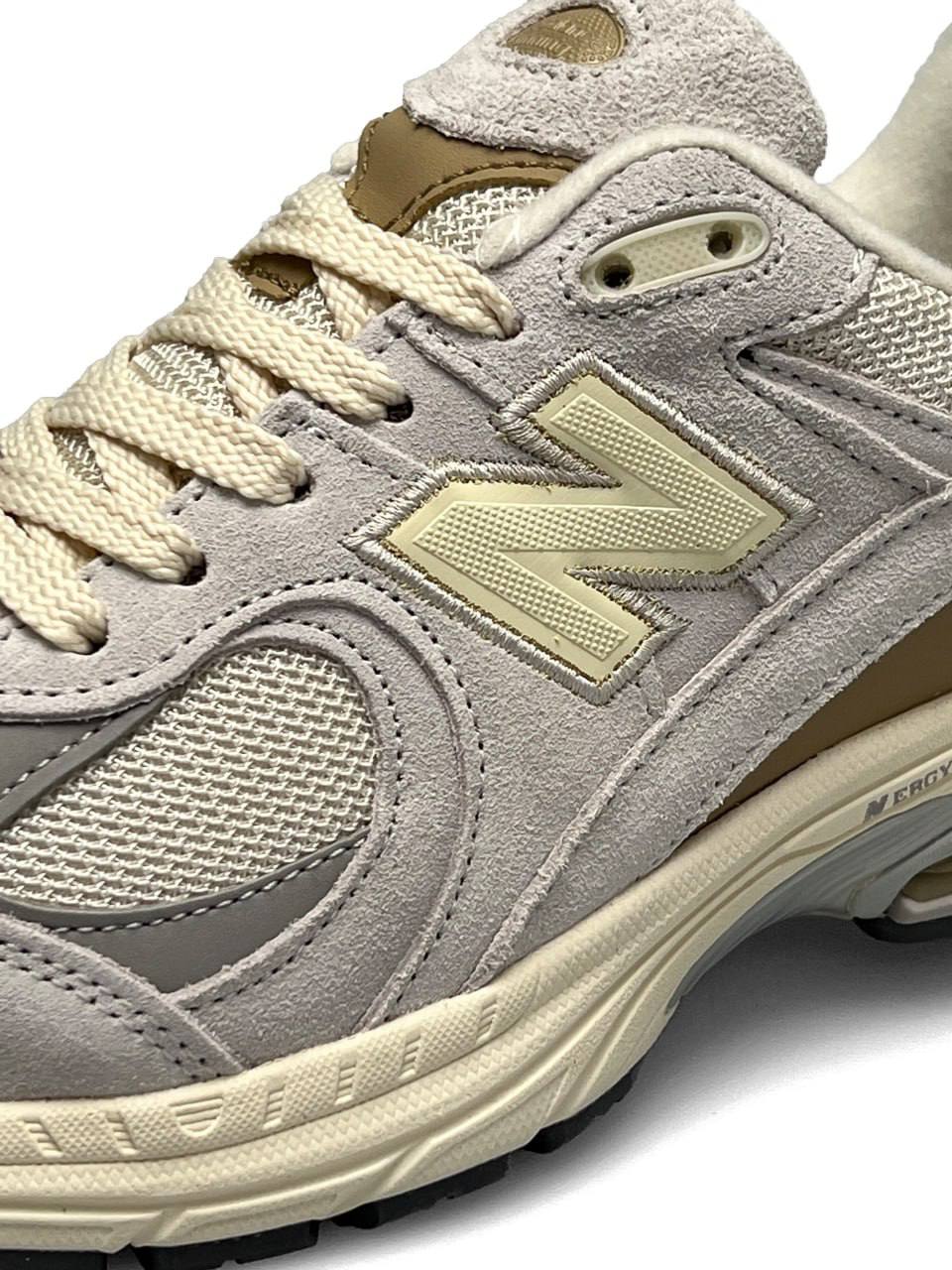 New Balance 2002R Light Grey Brown