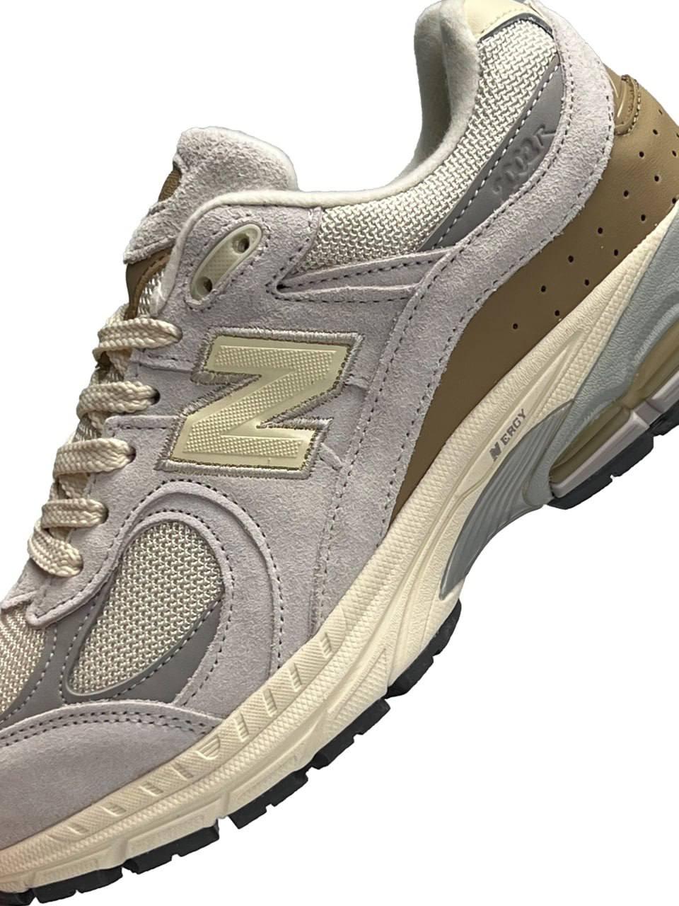 New Balance 2002R Light Grey Brown