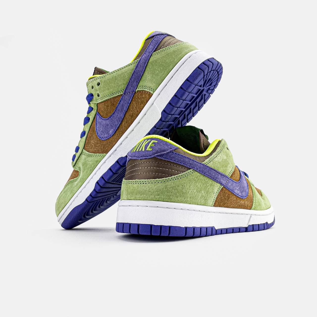 Nike SB Dunk Low SP Ceramic and Veneer