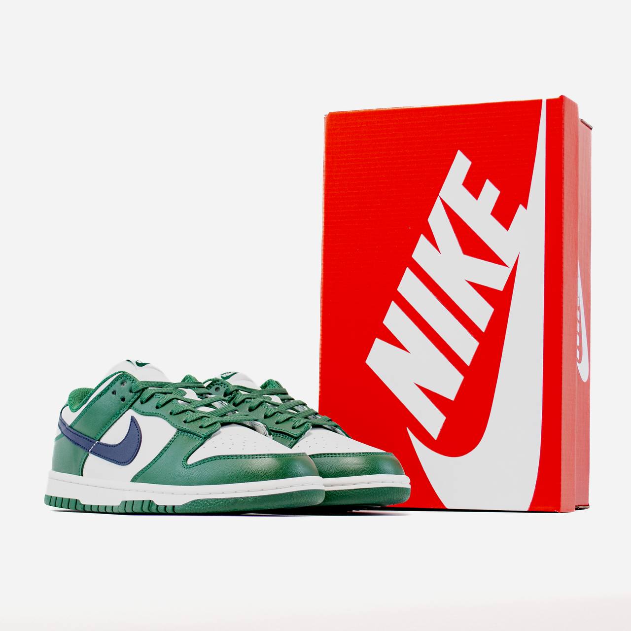 Nike SB Dunk Low Retro Gorge Green Midnight Navy