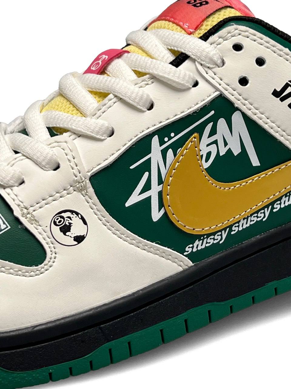 Nike SB Dunk Low x Stussy 572 Green Beige